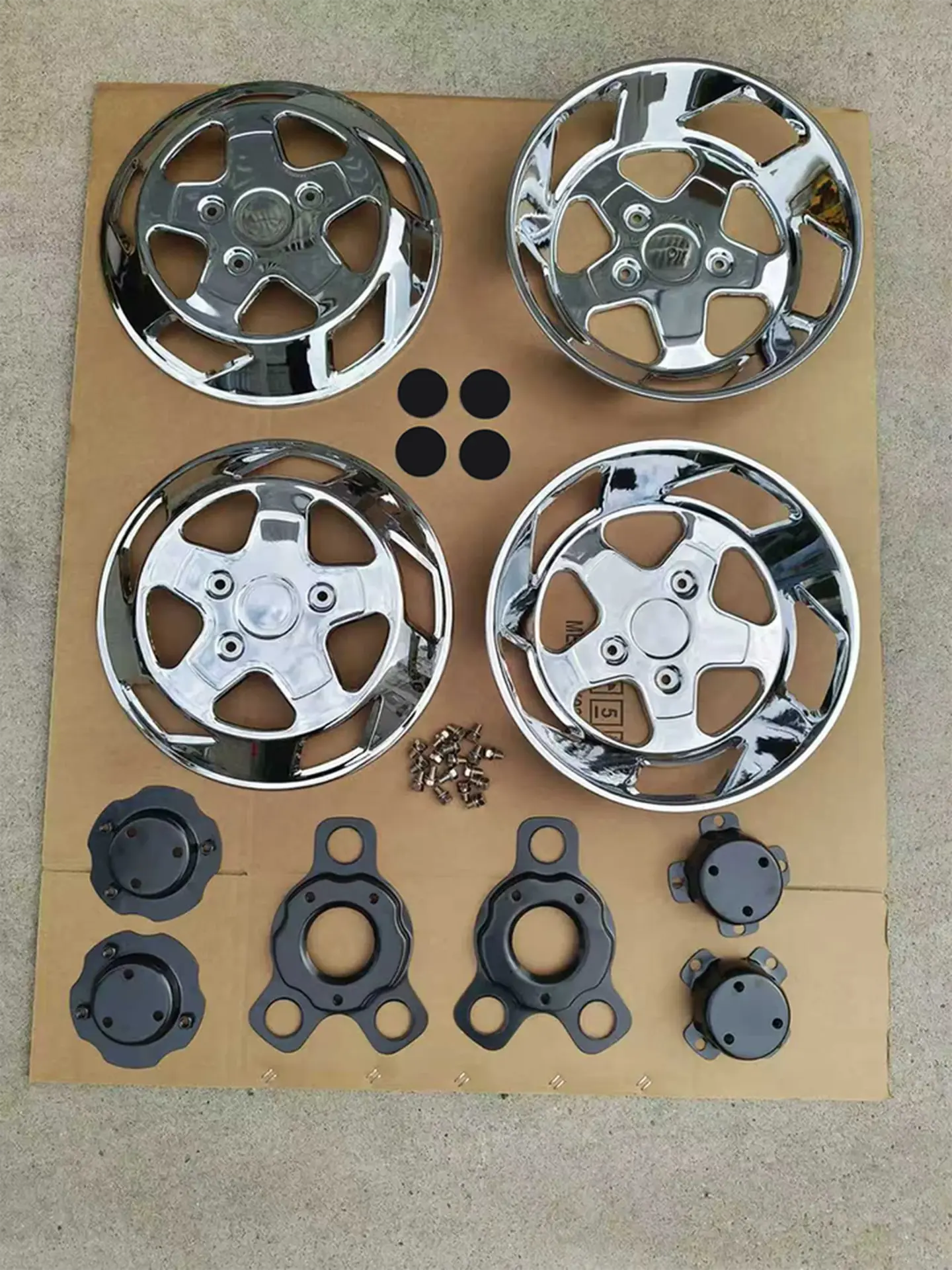 Chrome / Silver Stainless Steel / Metal Wheel Cover for Mitsubishi