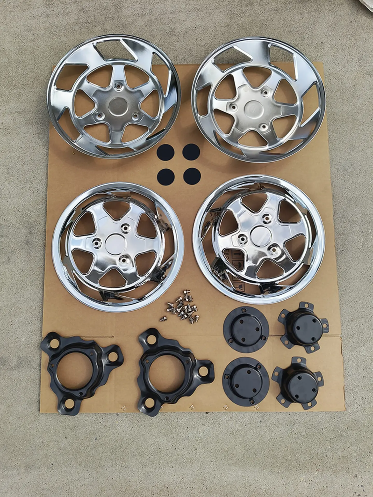 Chrome Stainless Steel / Metal Wheel Cover for Mitsubishi