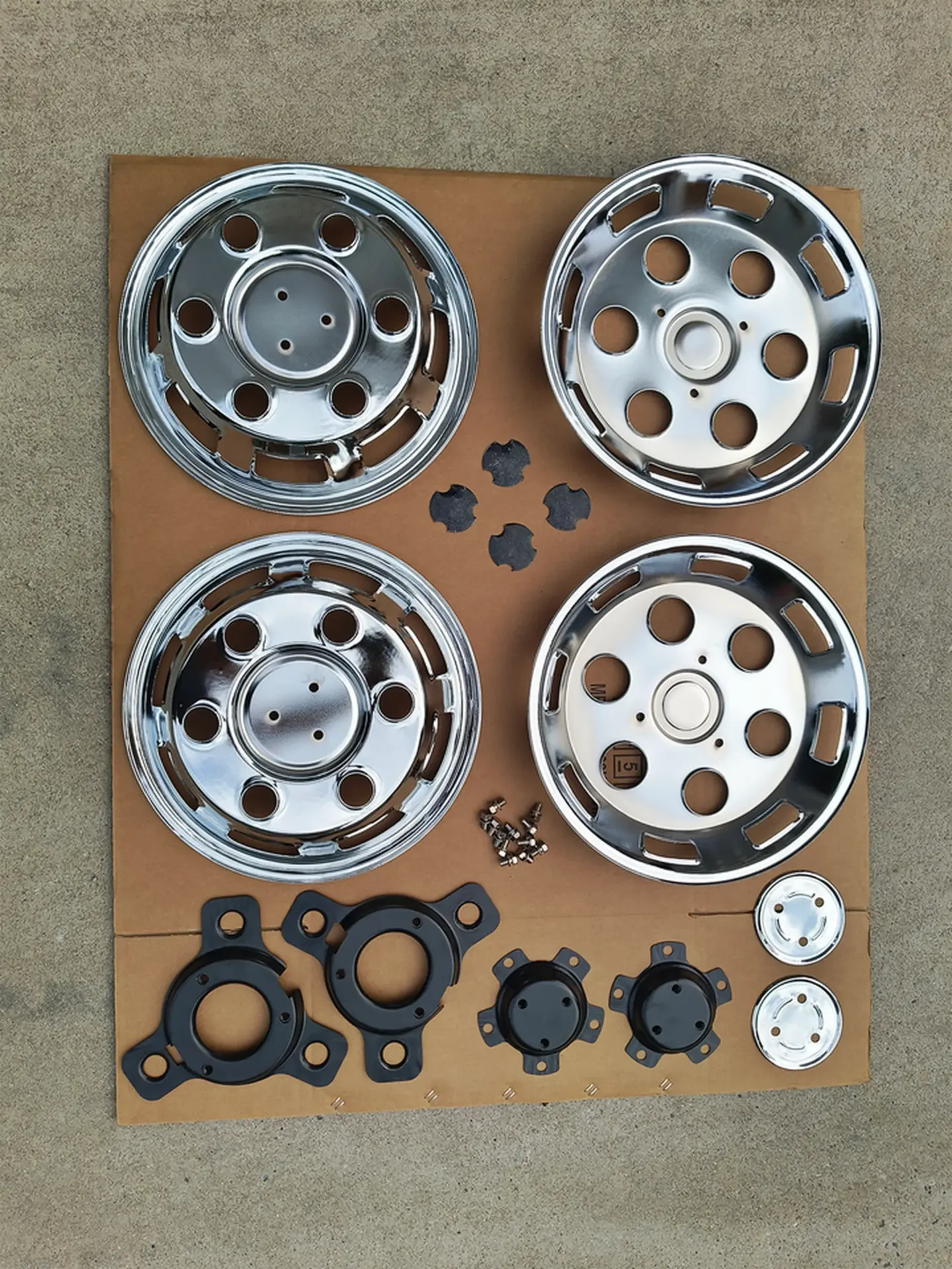 Chrome Stainless Steel / Metal Wheel Cover for Mitsubishi