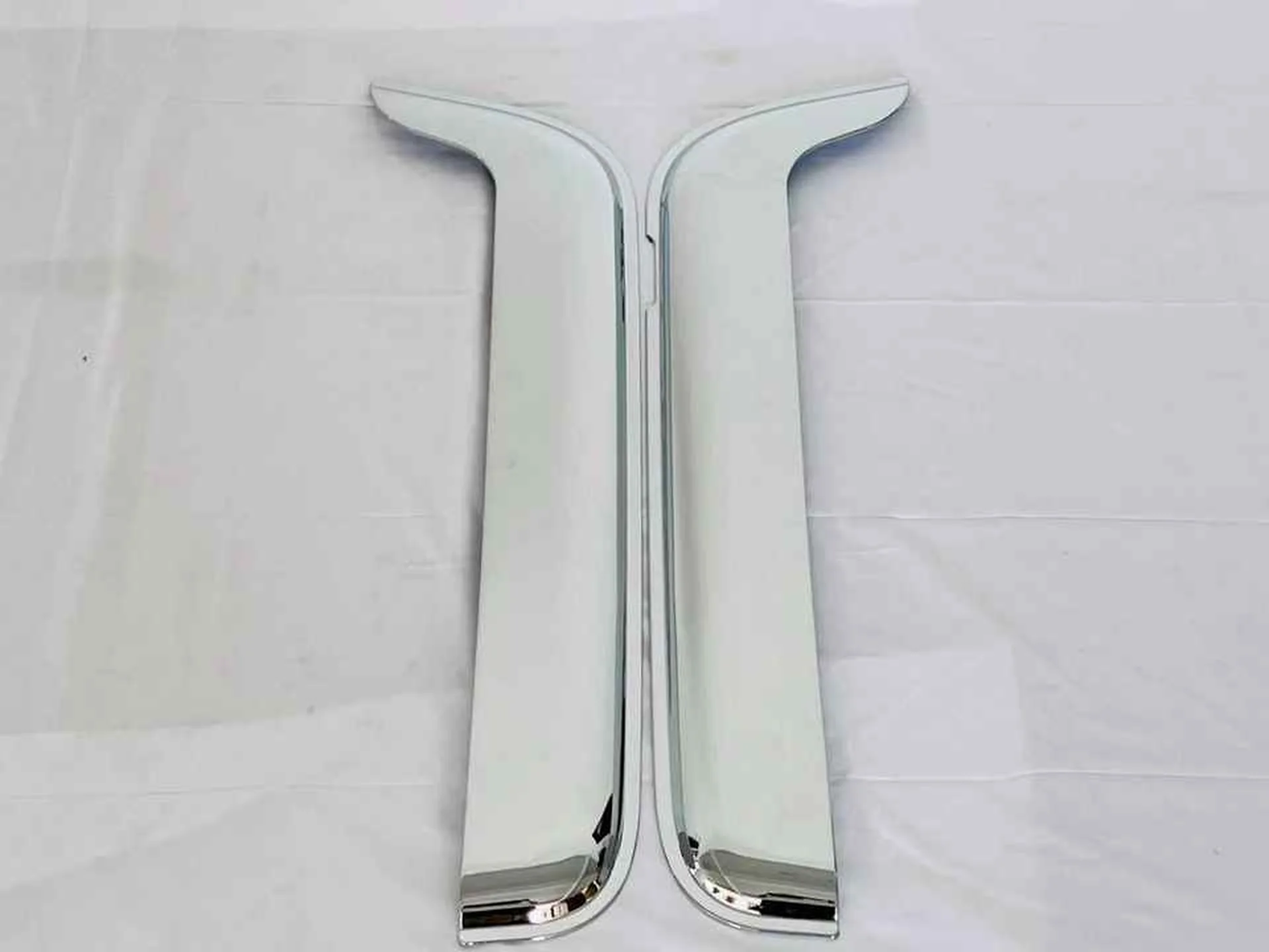 80*27CM Chrome / Black Plastic Rain Shield / Visor for Hino Mega 700