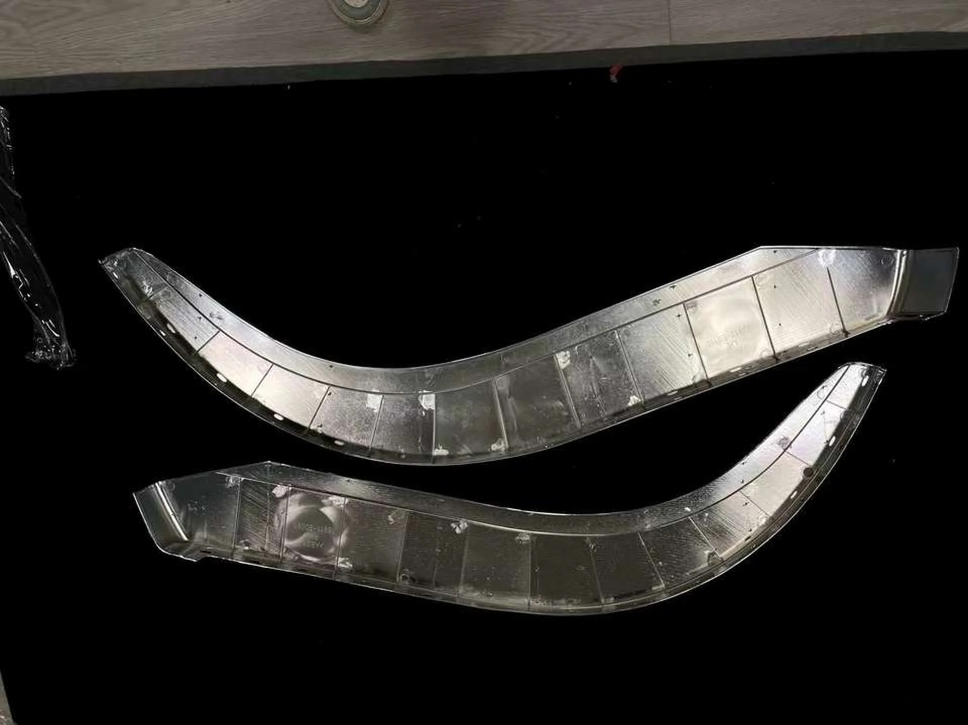 117*54CM Chrome / Black Plastic Fender / Mud Flap for Hino Mega 700
