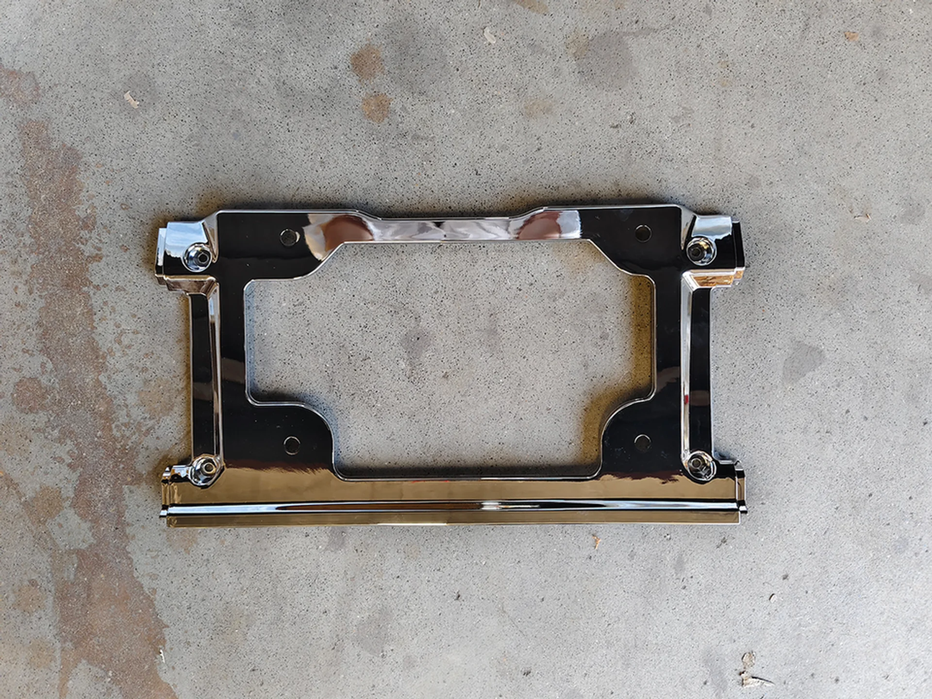 Chrome / Black Plastic Bumper for Hino Profia