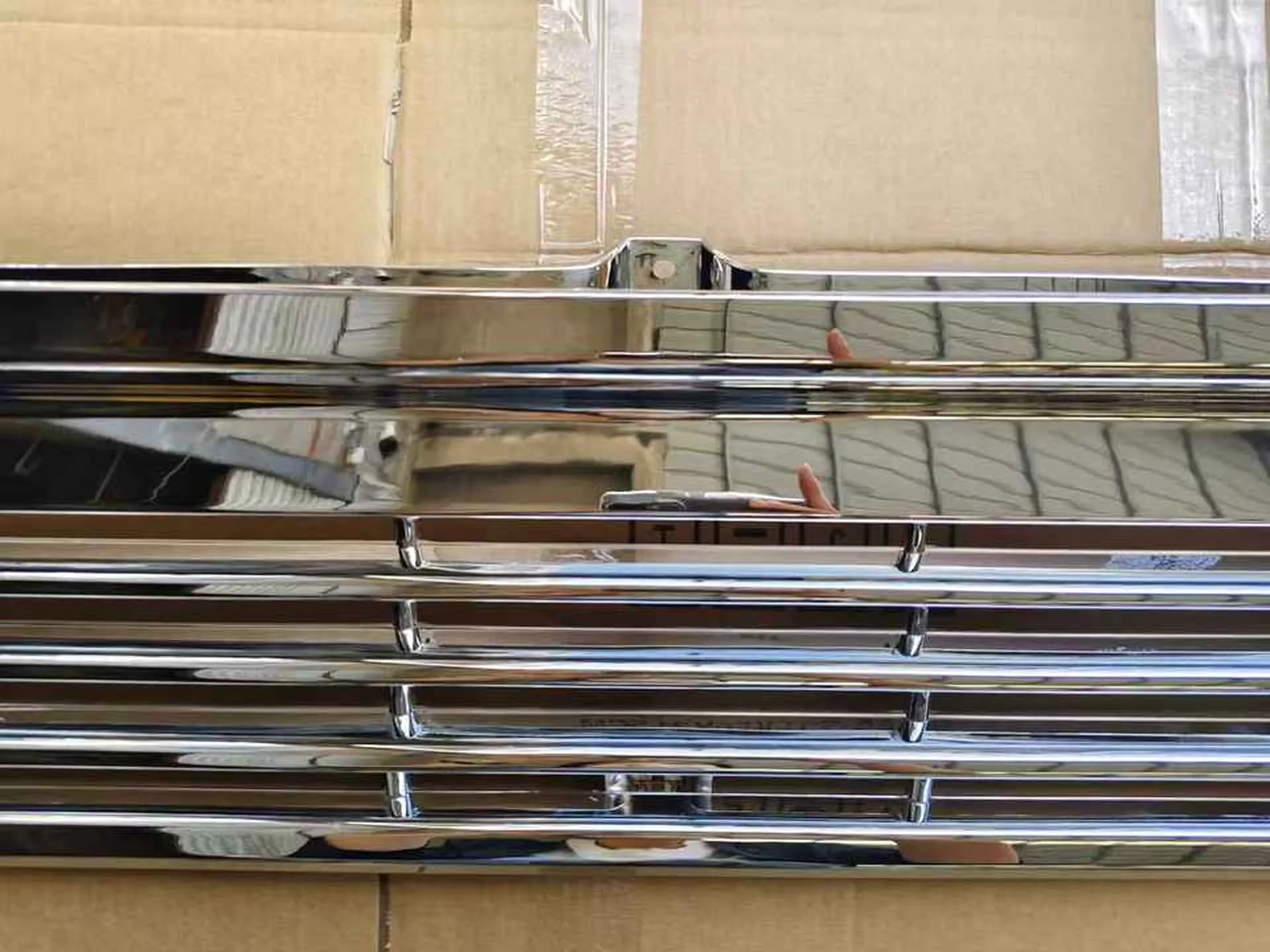 125CM Black / Gray Plastic Grille for Hino FM3M / FM2K