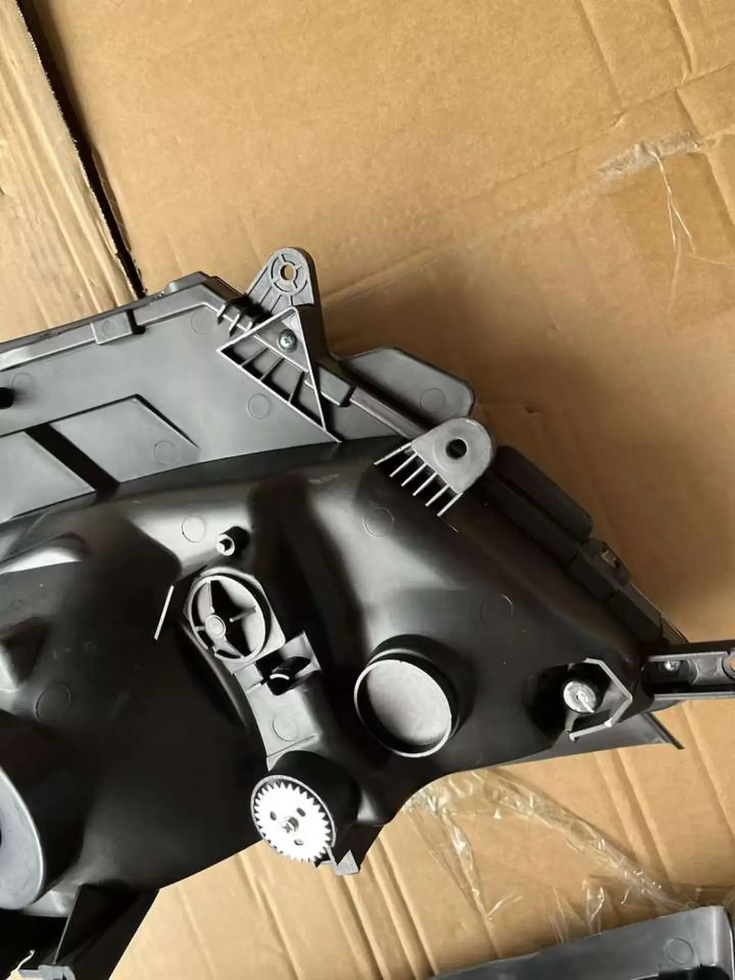 12V/24V / 12V Plastic Head Lamp for Hino 300 Dutro