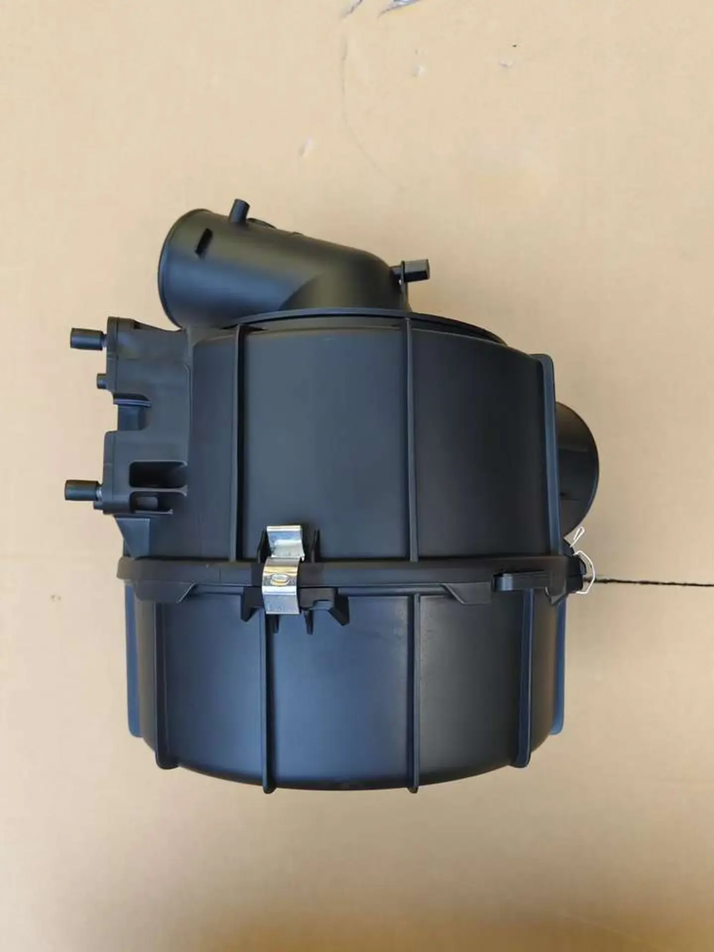 Black Plastic Air Filter Cover for Hino 300 Dutro