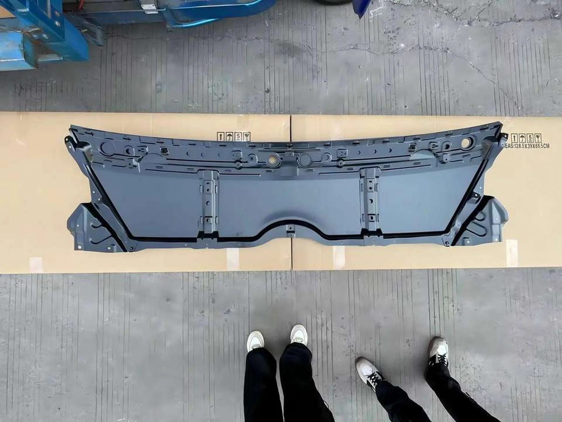 170CM Chrome / Black Metal Front Panel / Garnish for Hino 300 Dutro