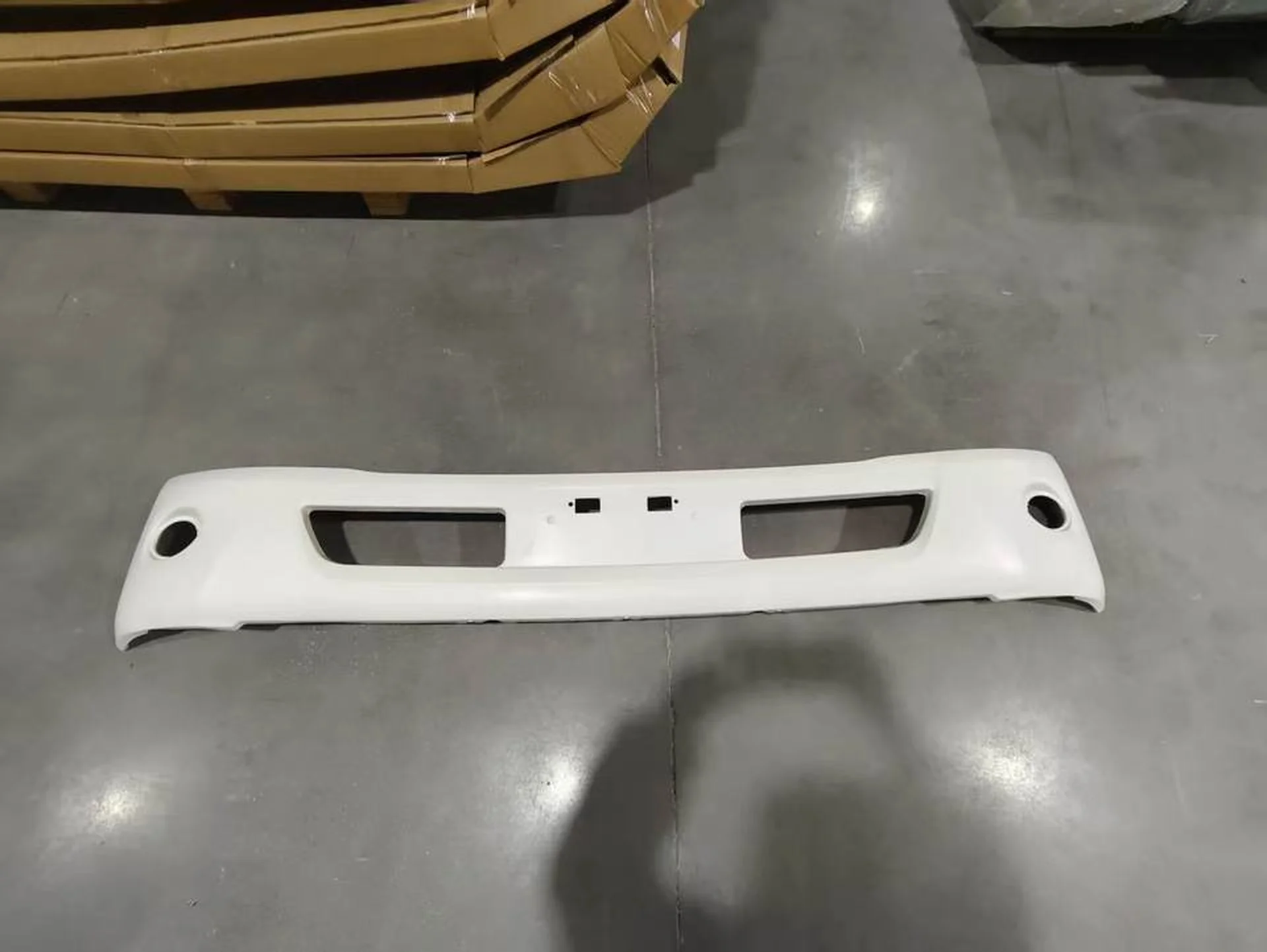 195CM White / Gray Plastic Bumper for Hino 300 Dutro