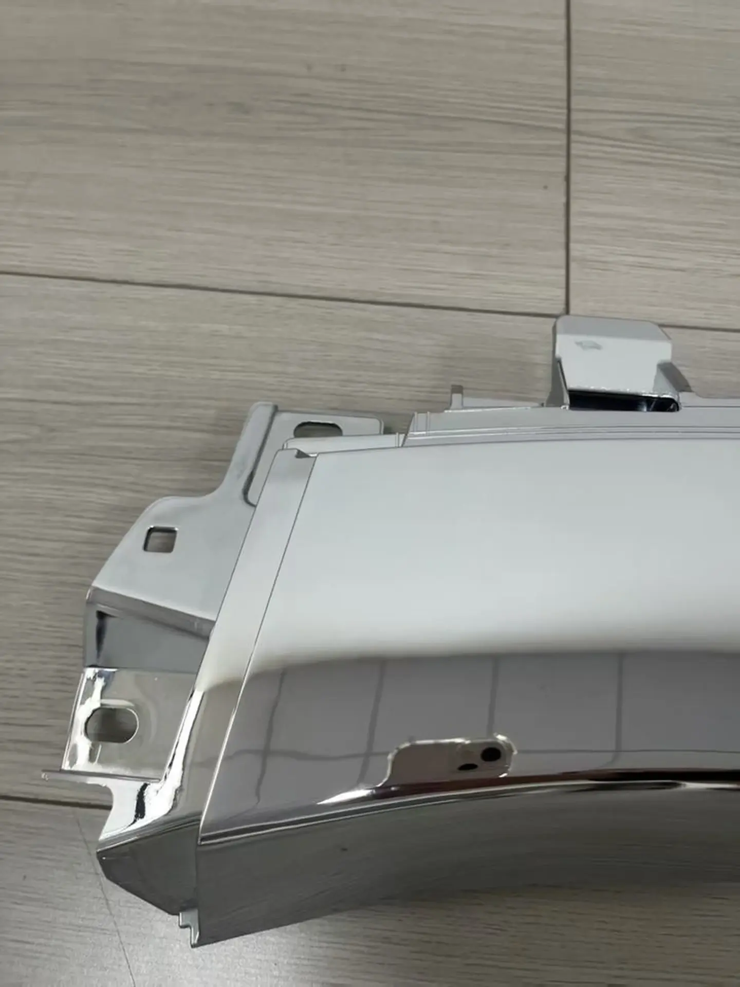 Chrome Plastic Wiper Panel / Arm for Isuzu New Elf 2023