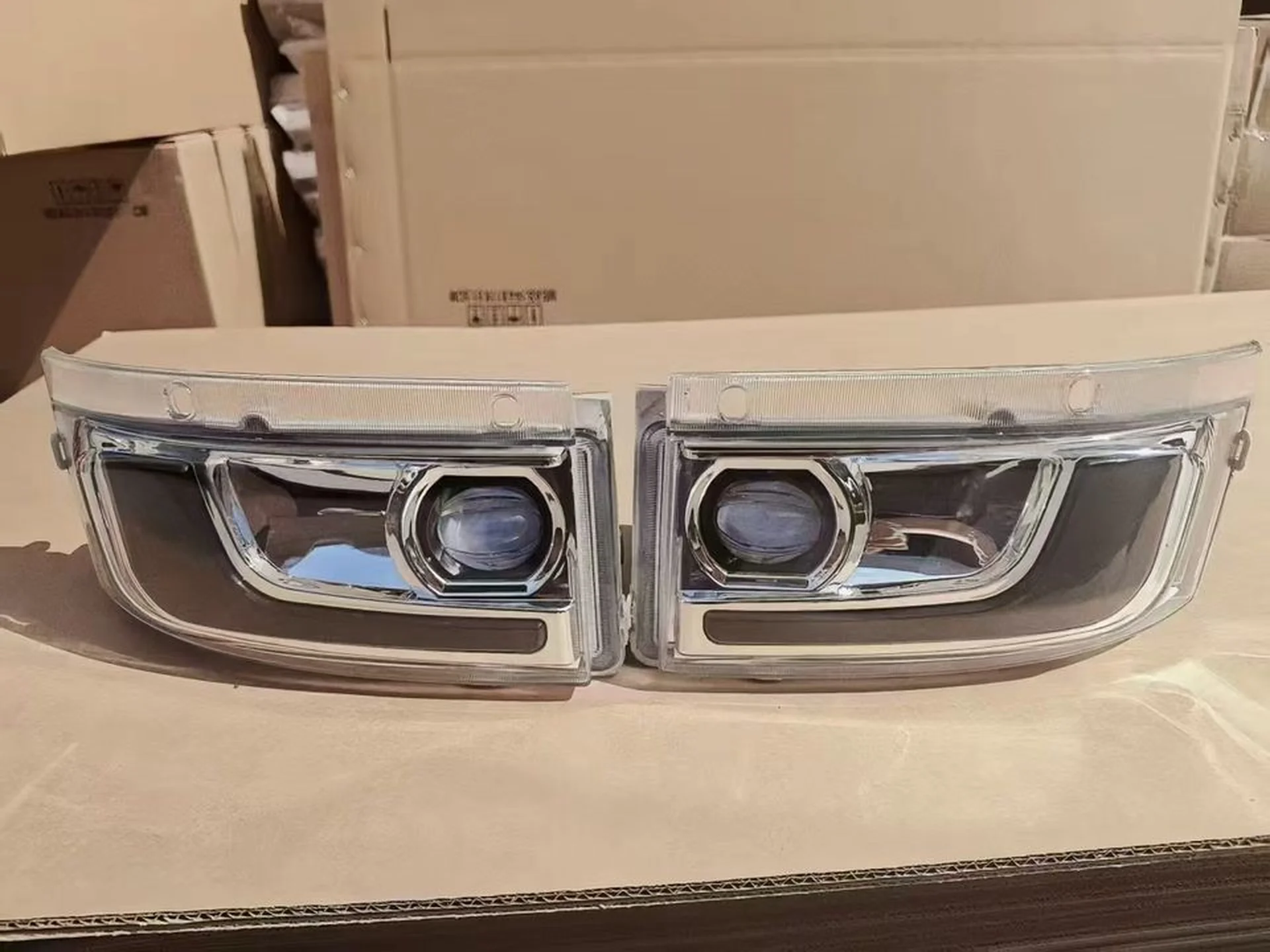 Plastic Fog Lamp for Isuzu Giga 2017