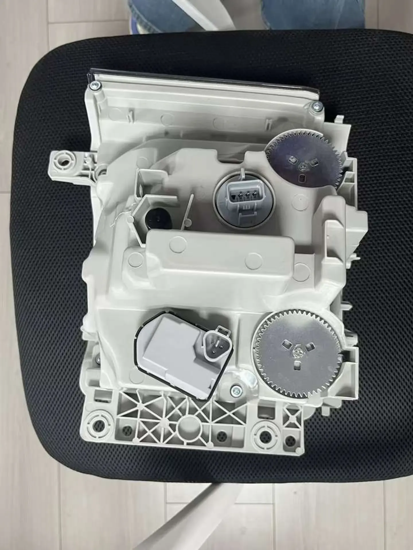 Plastic Head Lamp for Isuzu Giga 2010-2012