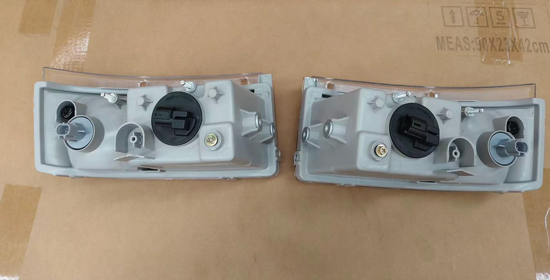 Plastic Corner Lamp for Isuzu Deca 360
