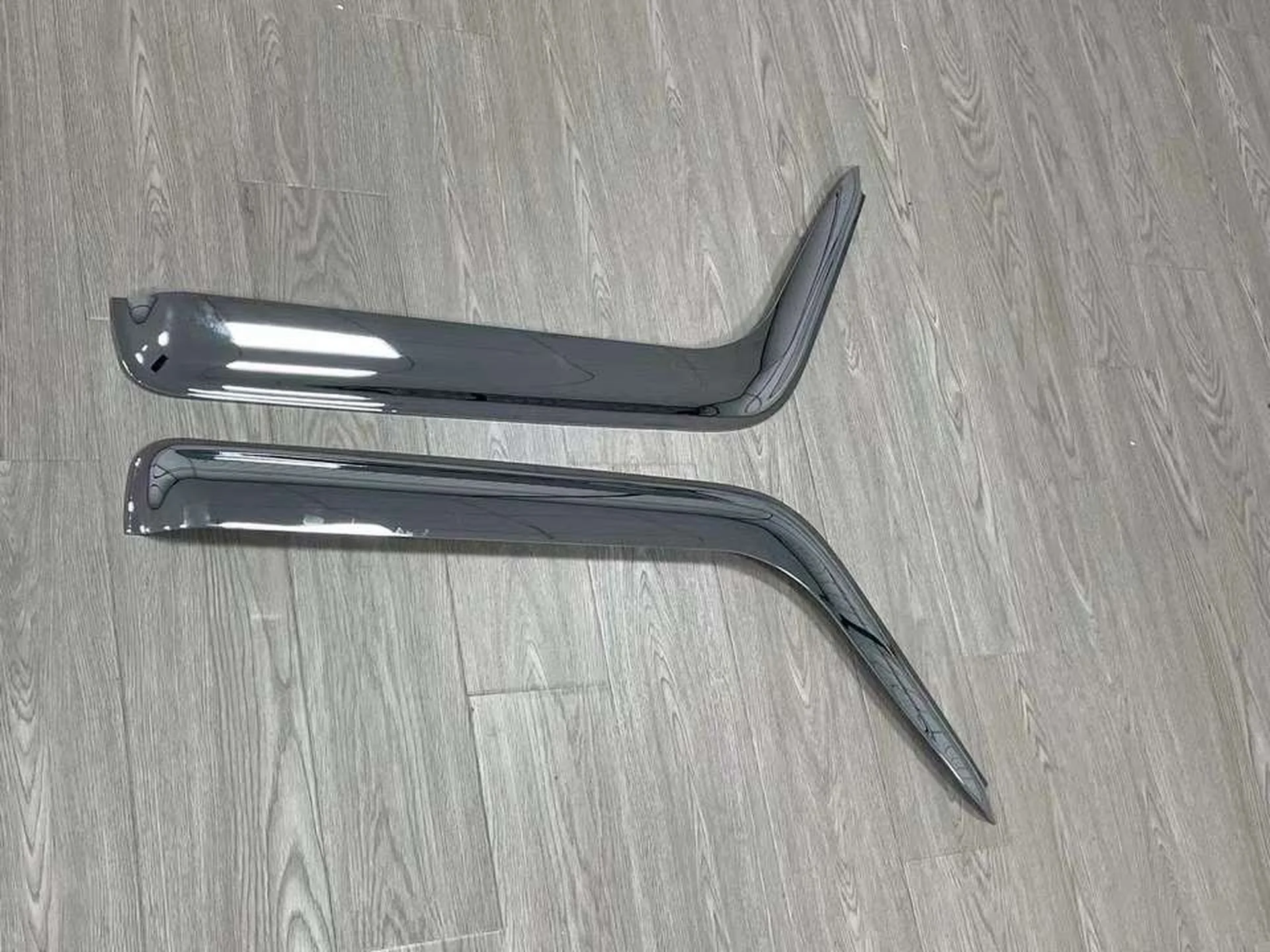 Chrome / Black Plastic Rain Shield / Visor for Isuzu NQR 600P