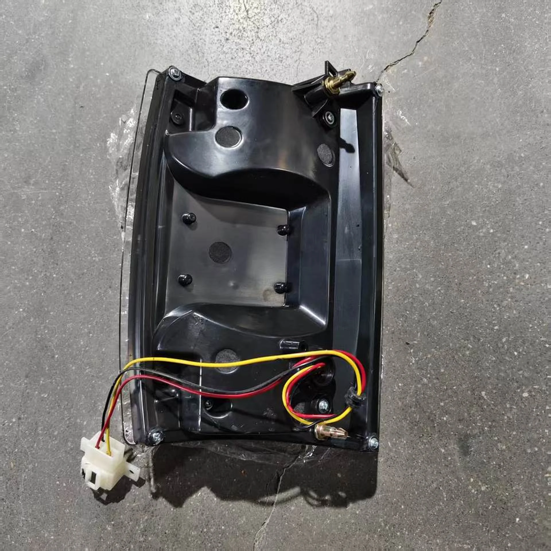 Black Plastic Corner Lamp for Isuzu NPR 100P