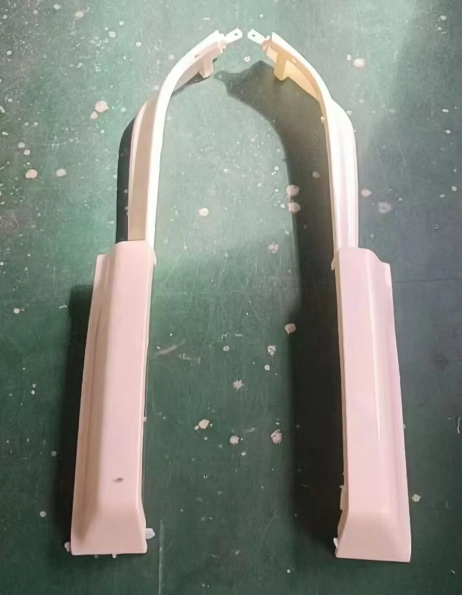 Chrome / White Plastic Fender / Mud Flap for Isuzu Deca 270/320