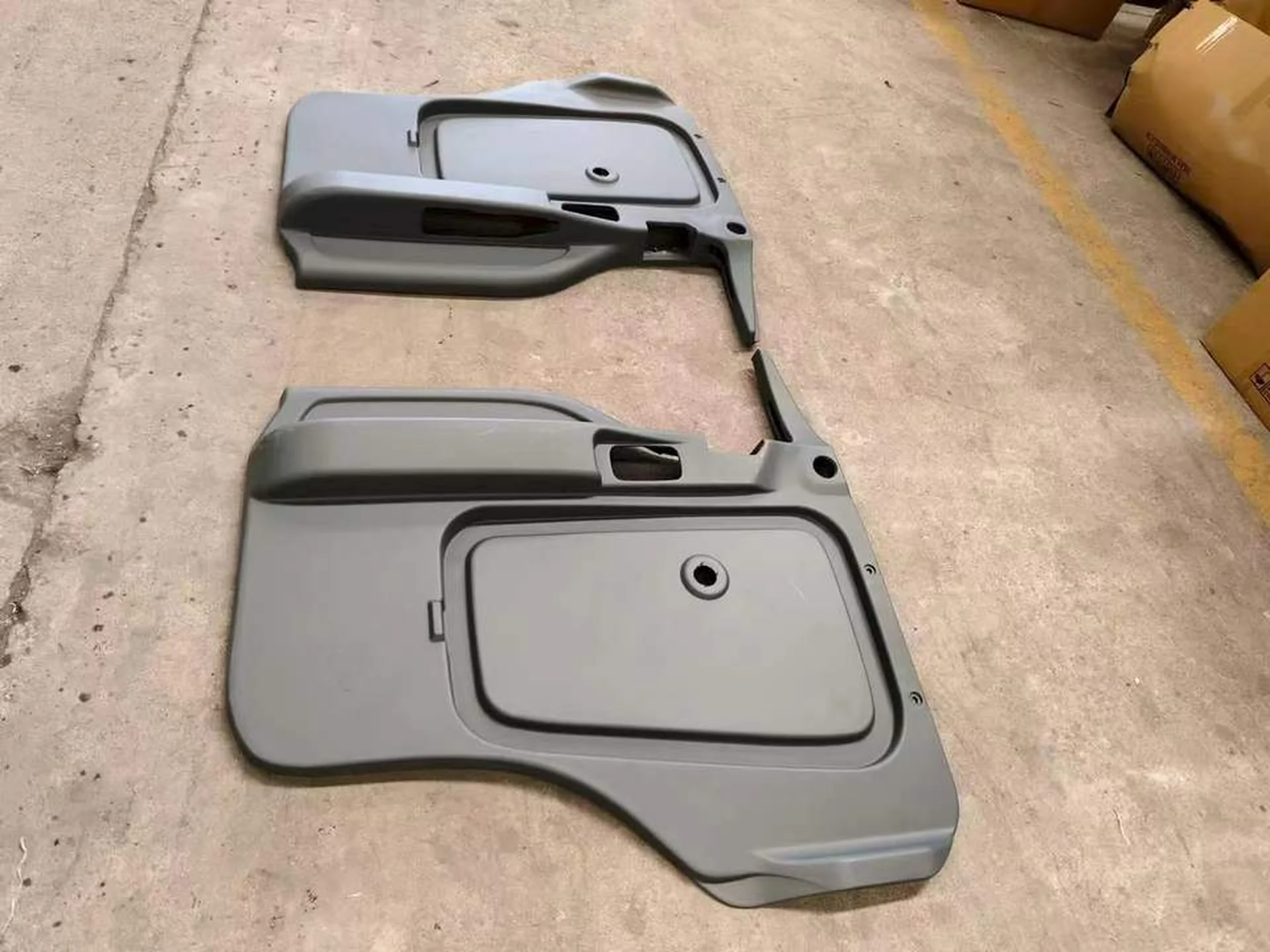 Gray Plastic Door / Window Trim for Isuzu Deca 270/320