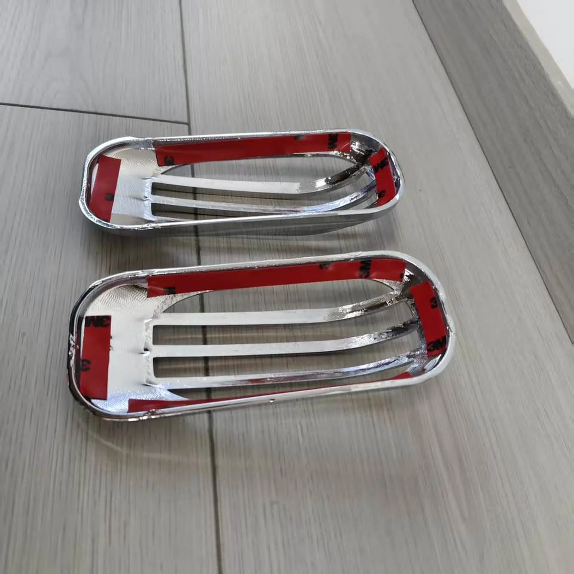 Chrome Plastic Corner Lamp for Mitsubishi Fuso 2020