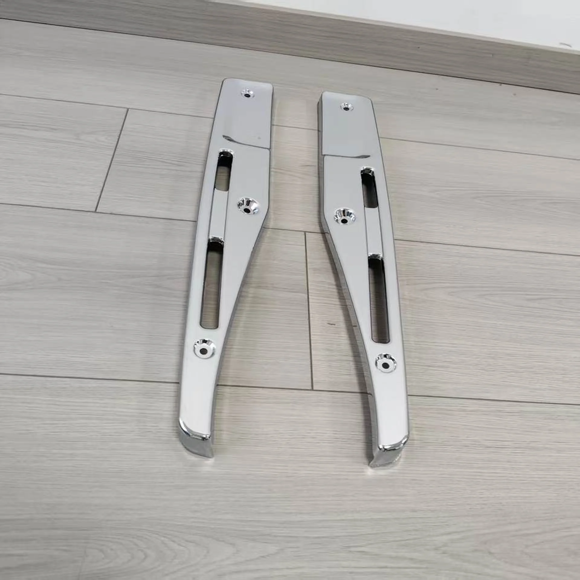 55CM Chrome Plastic Bumper for Mitsubishi Fuso F380
