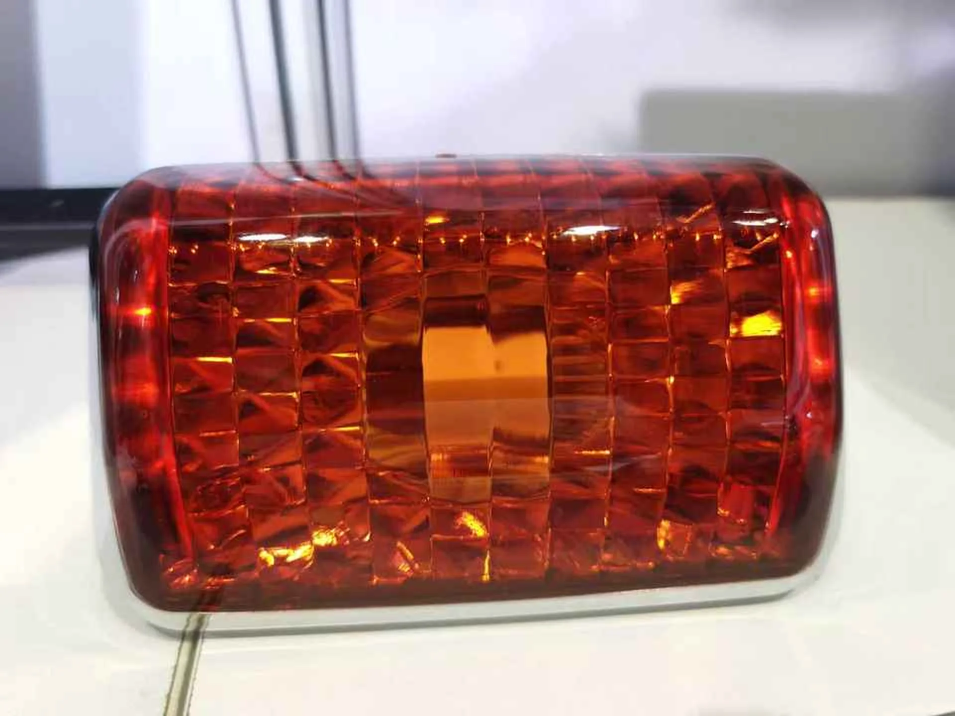 Plastic Side Marker Lamp for Mitsubishi Fuso F420