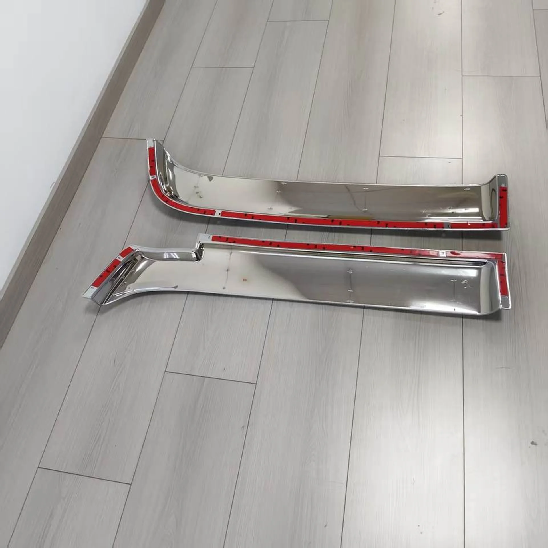 Chrome Plastic Fender / Mud Flap for Nissan UD / Quon