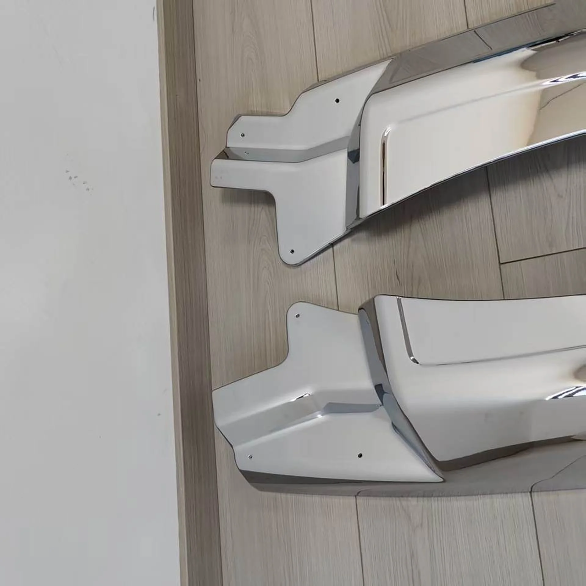 Chrome Plastic Fender / Mud Flap for Nissan UD / Quon