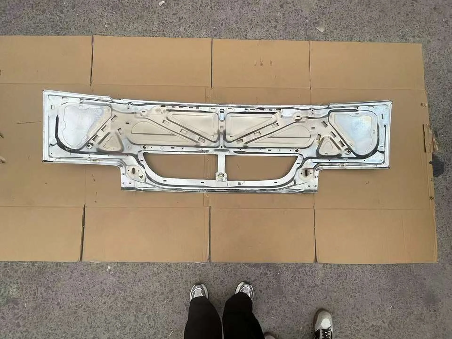 200CM Chrome Metal Front Panel / Garnish for Nissan PKB / CWM454