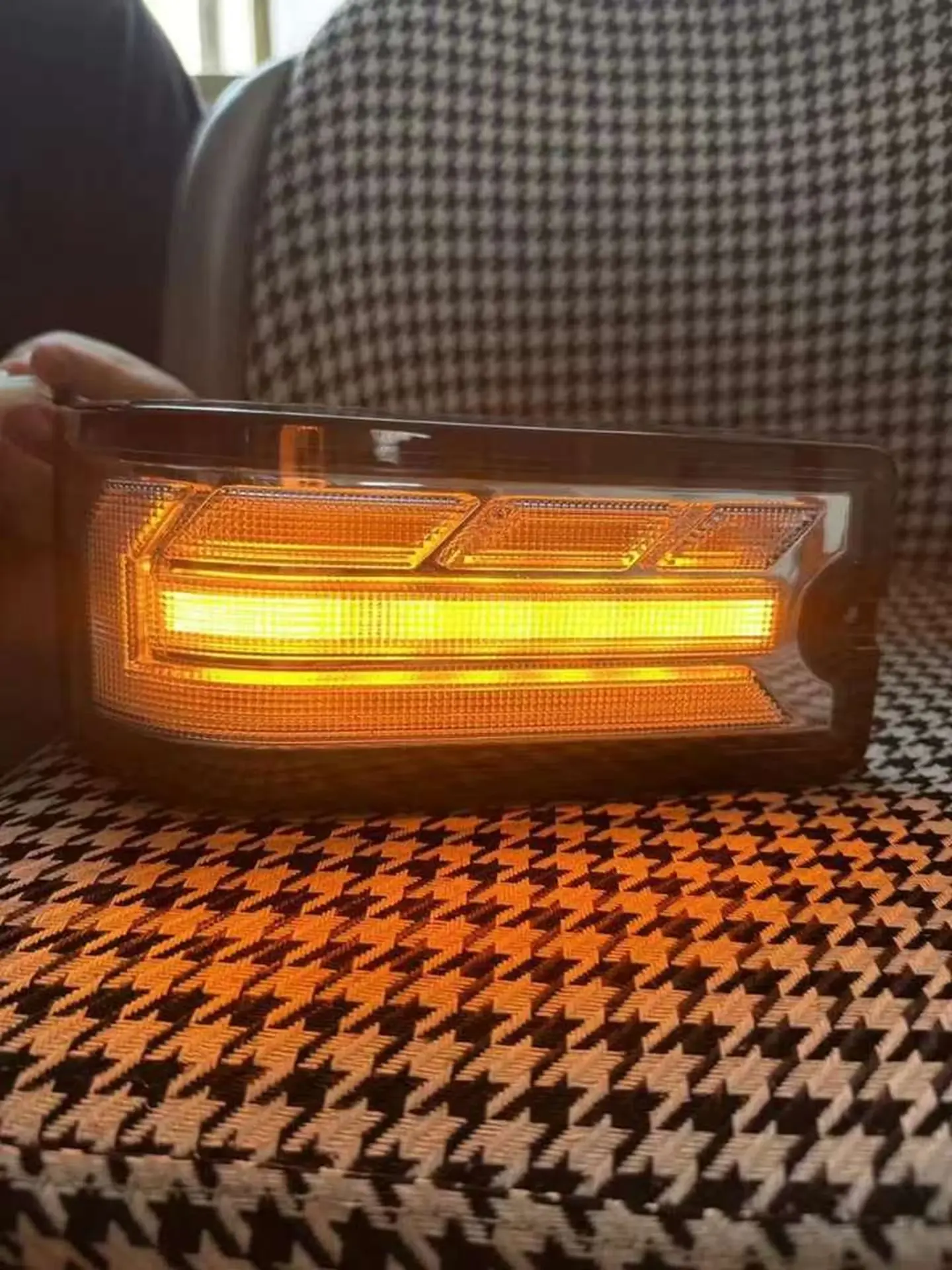 12V24V / 12V Black Plastic Side Marker Lamp for Daihatsu