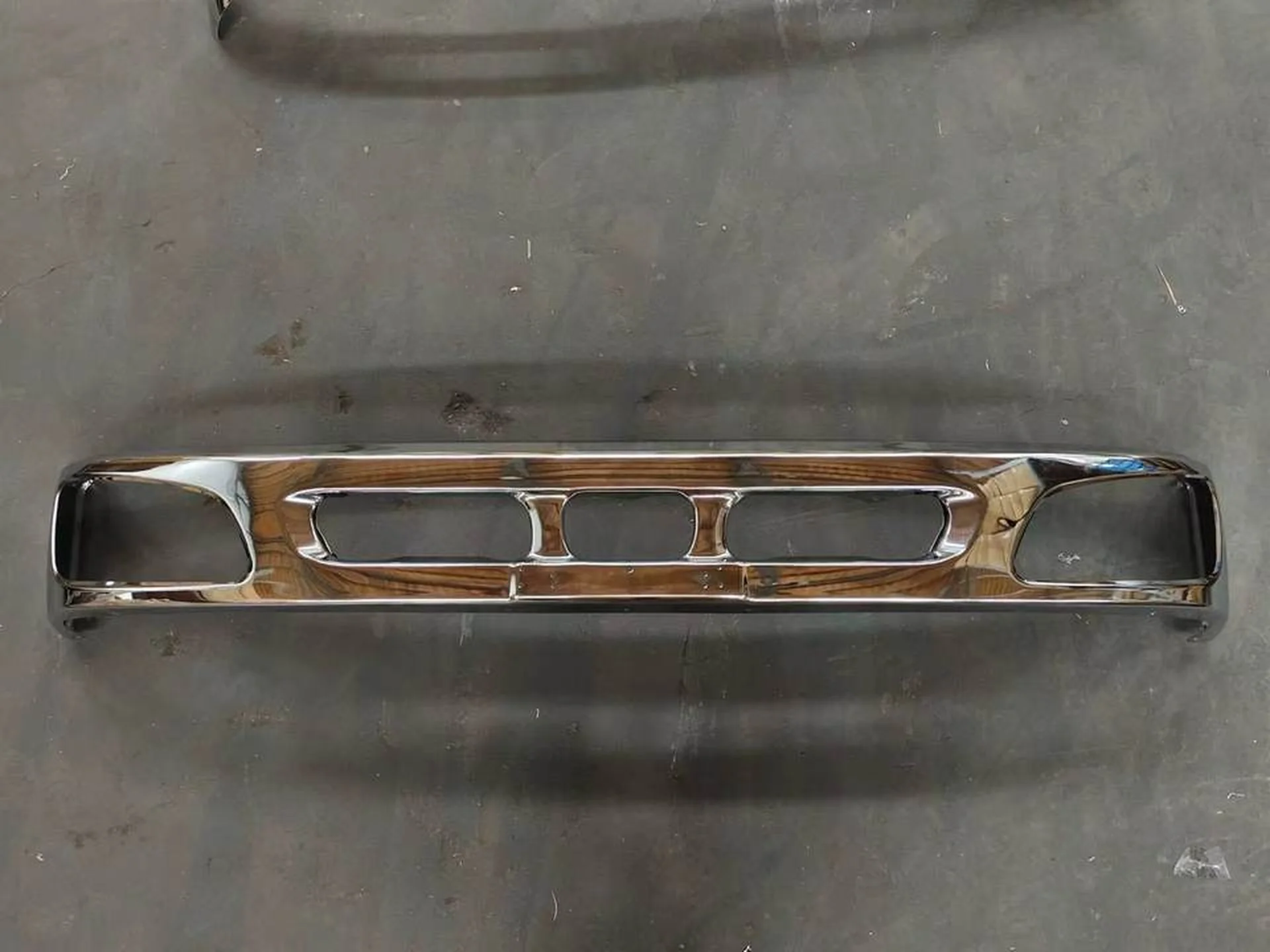 215CM Metal / Iron Bumper for Hino Mega 500