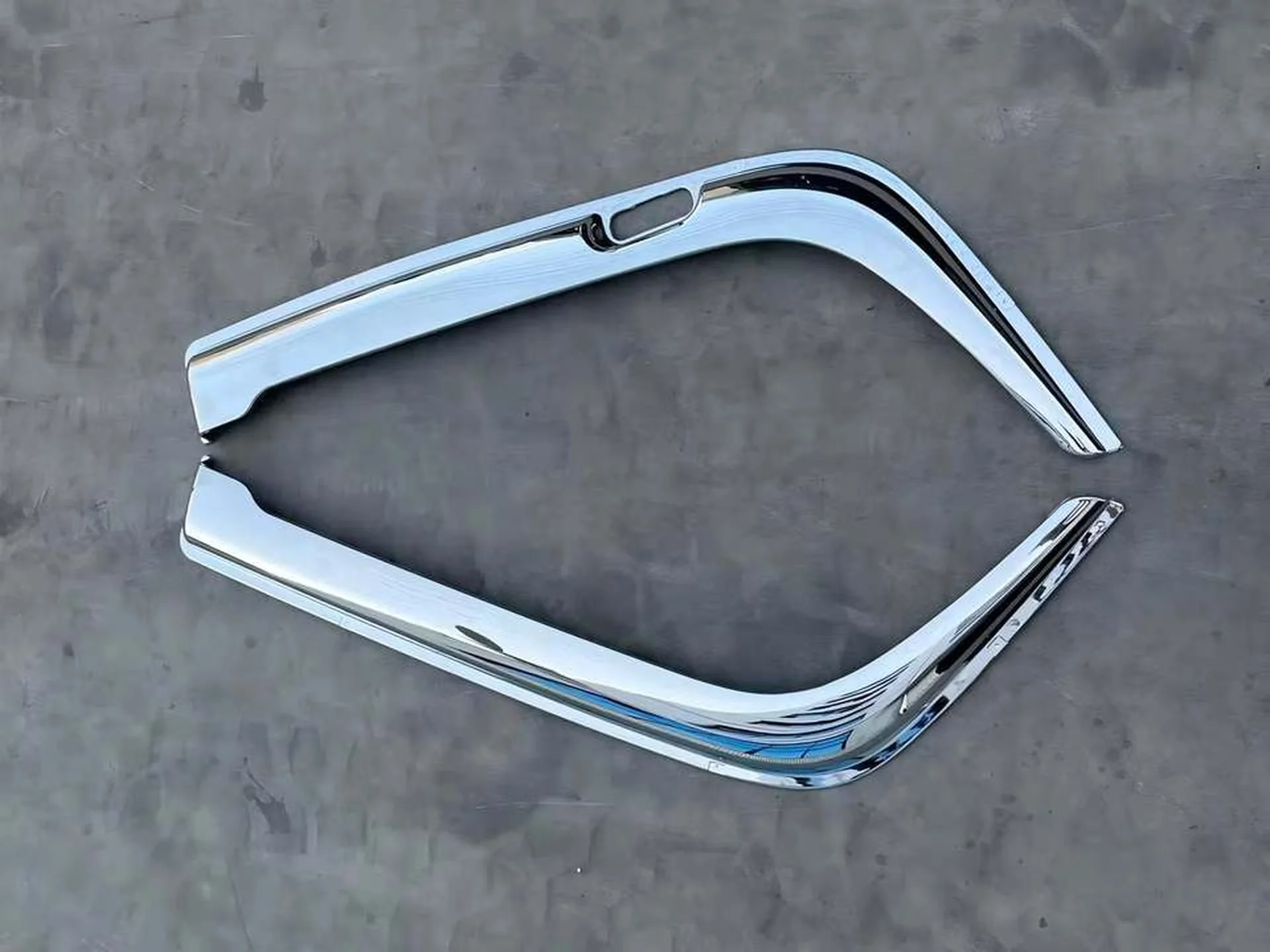 Chrome Plastic Rain Shield / Visor for Mitsubishi FM1524 / FM65F