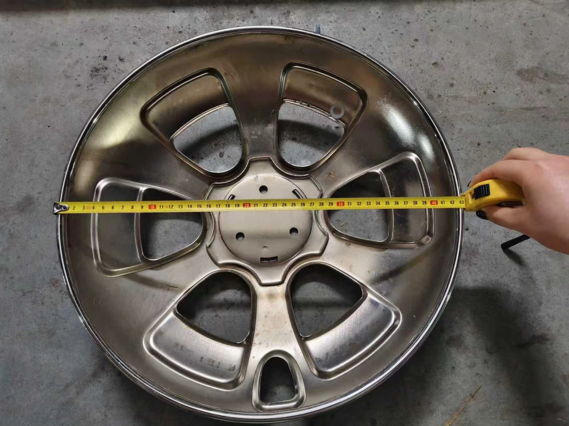 Chrome Stainless Steel / Metal Wheel Cover for Mitsubishi