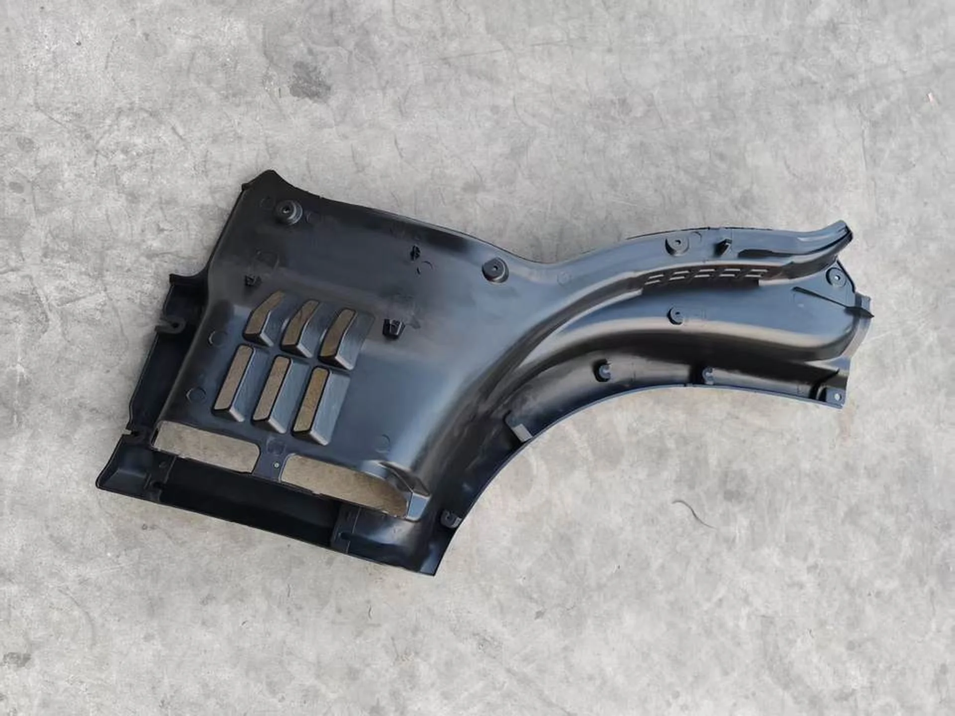 Black ABS Plastic Step Panel for Hino Victor