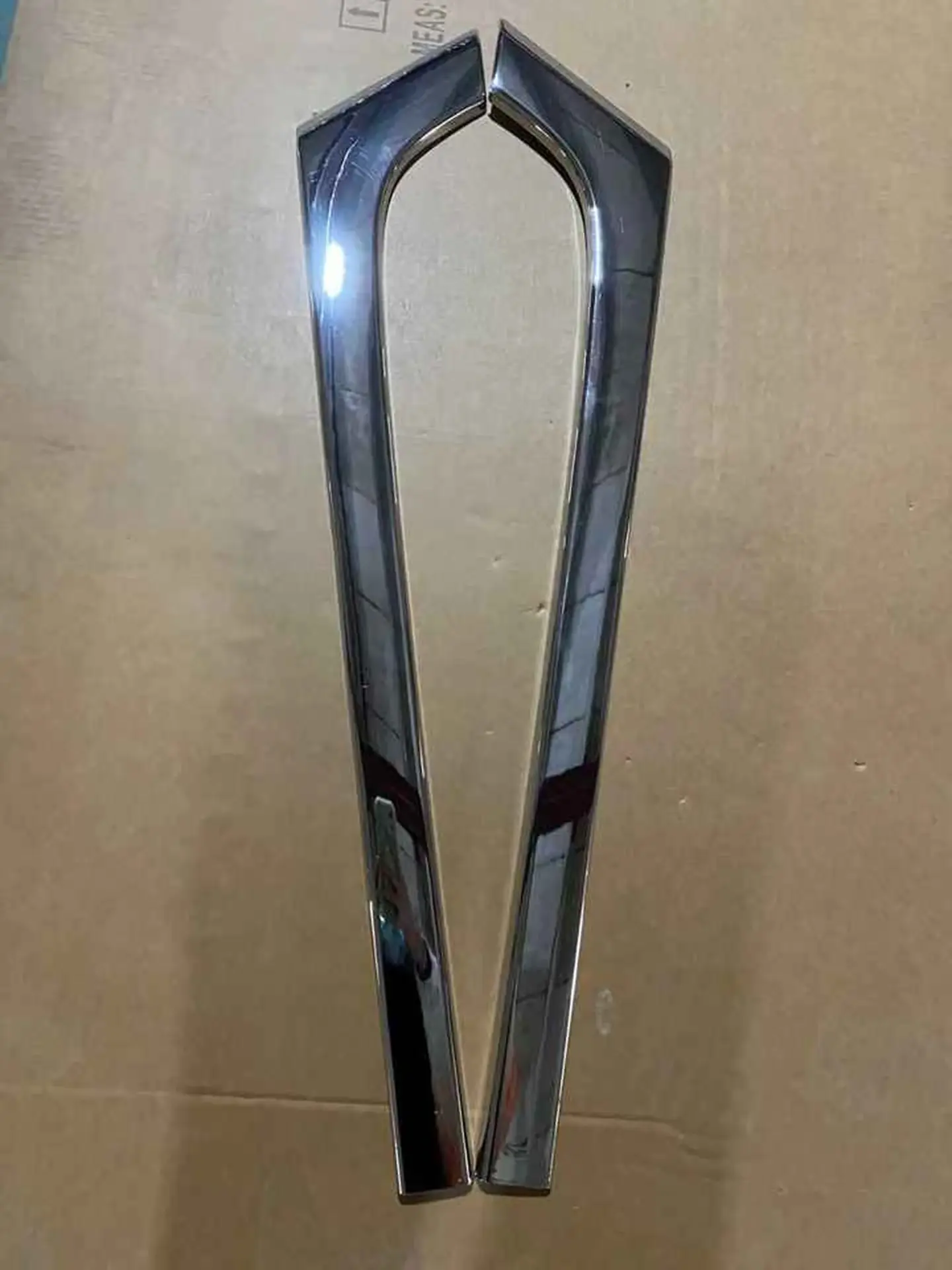 Chrome Plastic Grille for Hino Mega 500