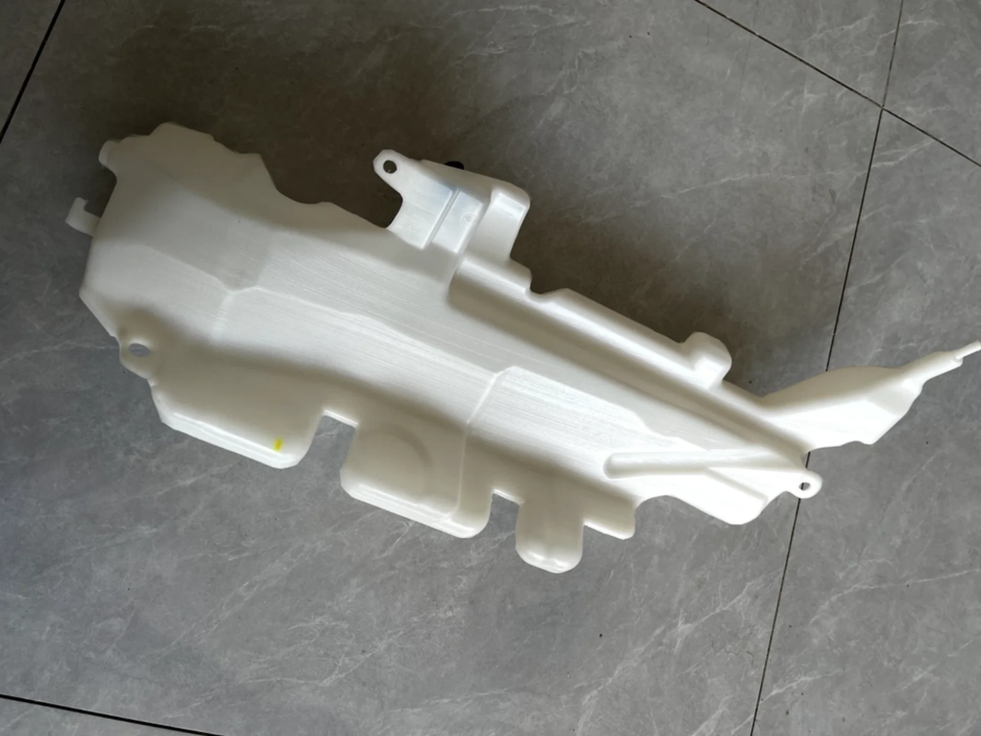 White Plastic Radiator Panel for Hino Mega 700