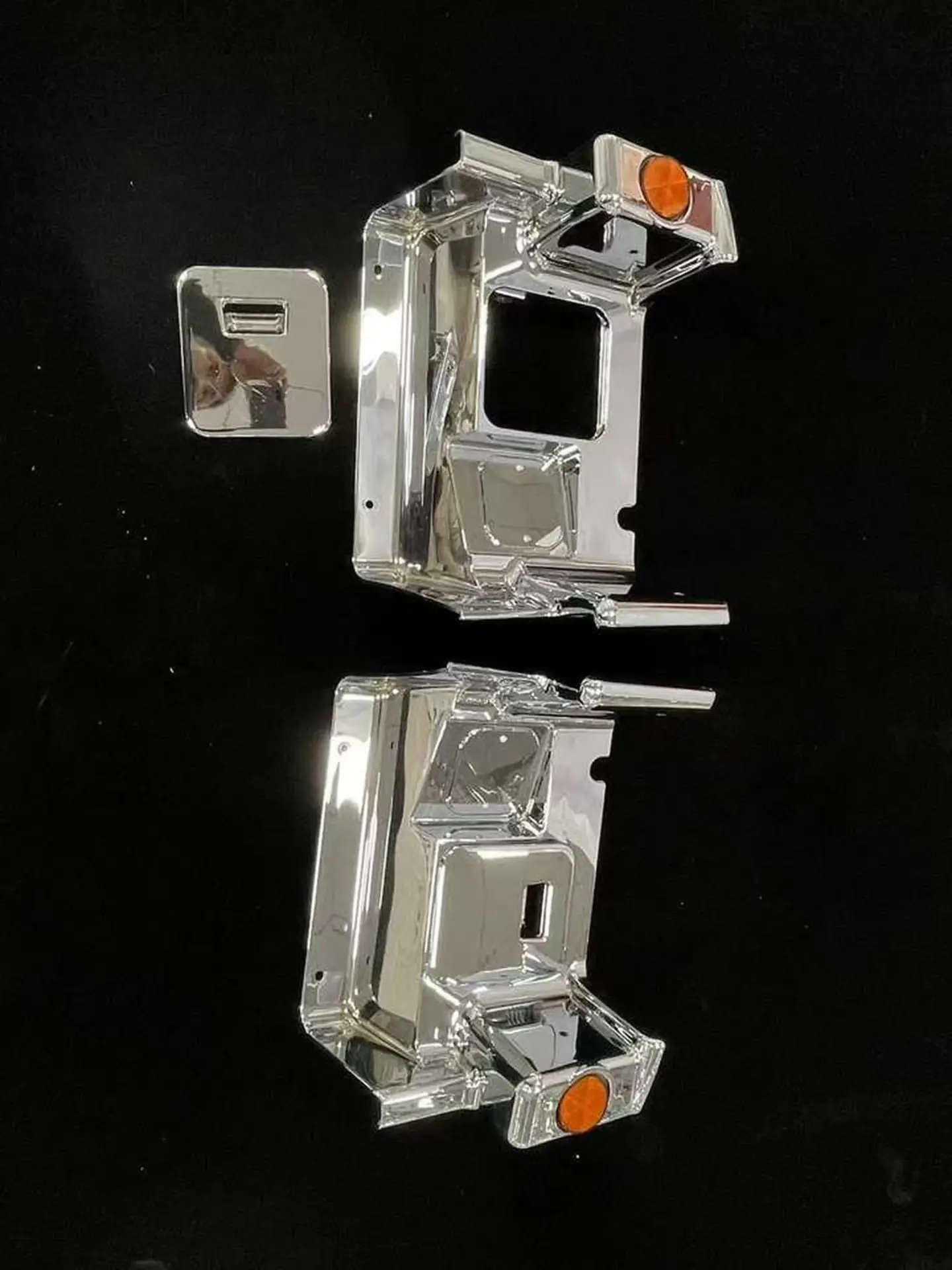 Chrome Plastic Step Panel for Hino Mega 700