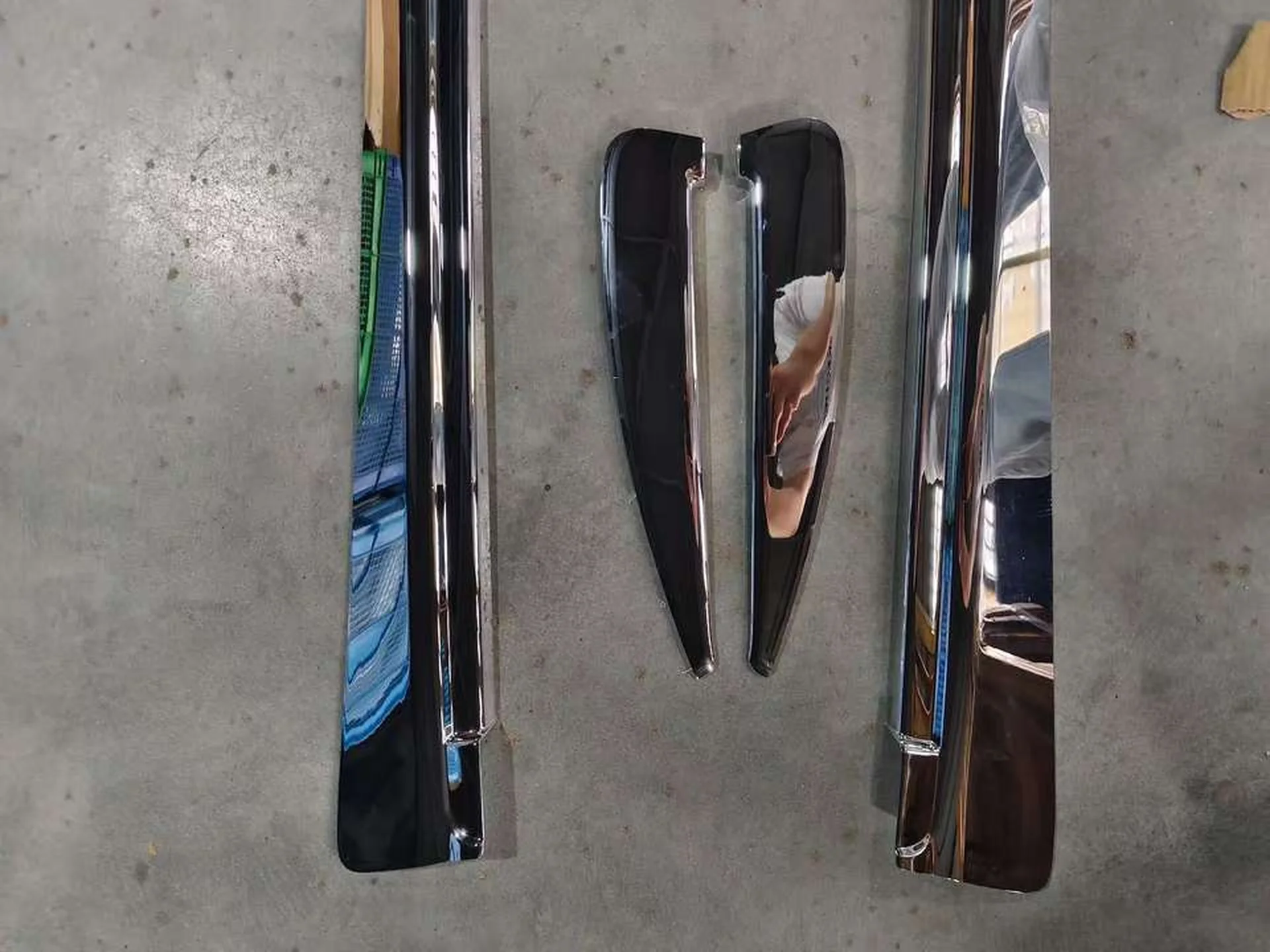Chrome Plastic Door / Window Trim for Hino 300 Dutro