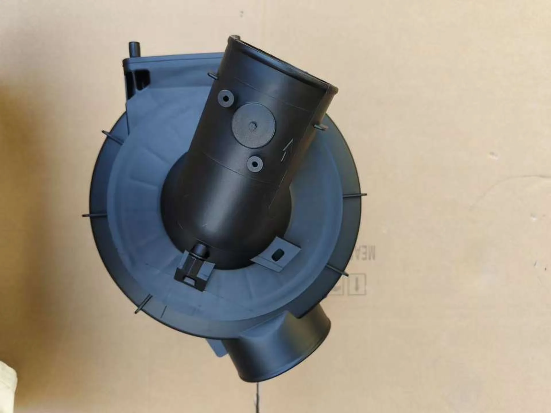 Black Plastic Air Filter Cover for Hino 300 Dutro