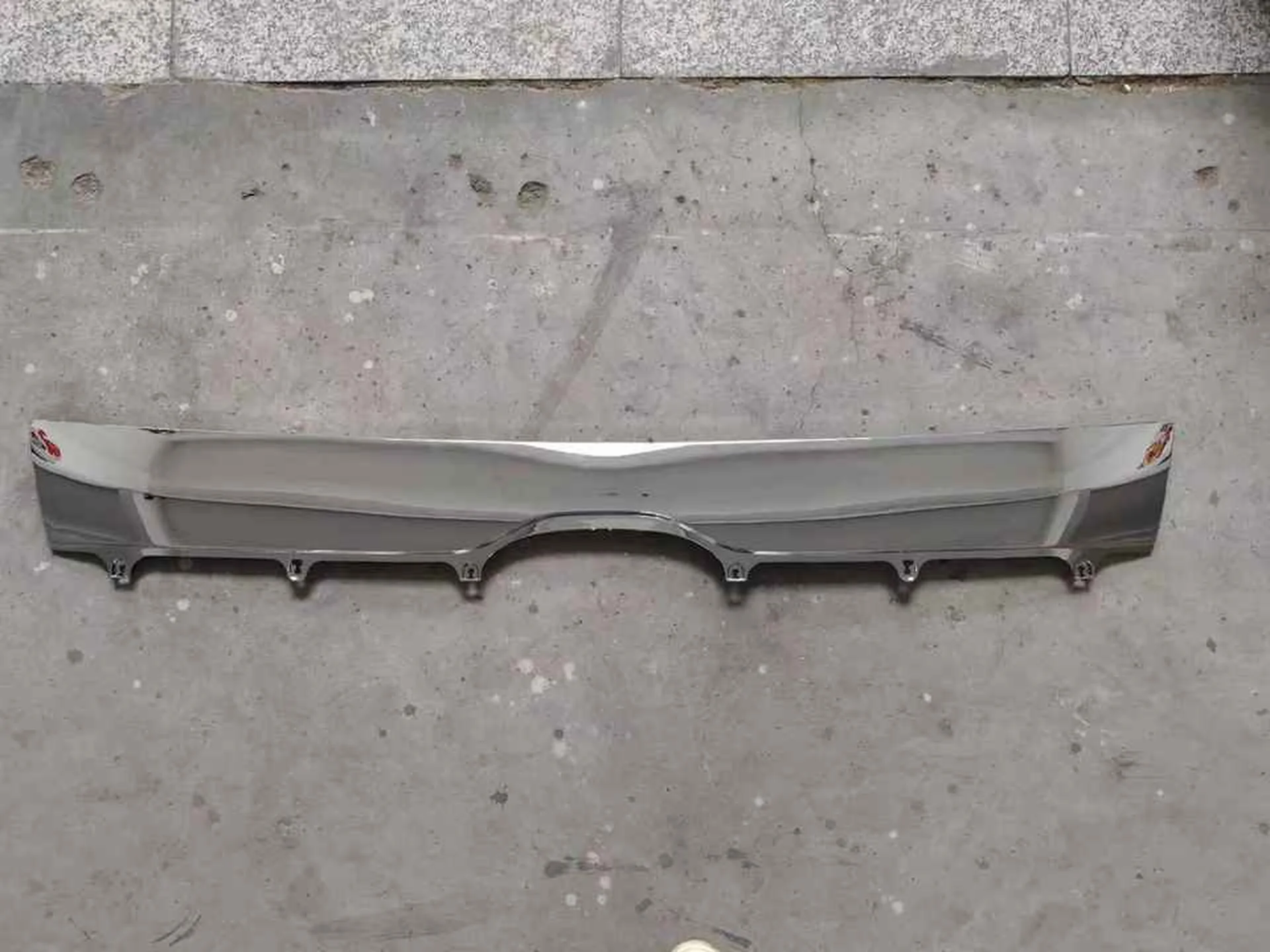 Chrome / White Plastic Front Panel / Garnish for Hino Dominator 500 / New 500