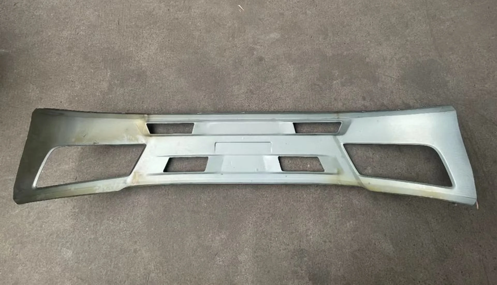205CM Chrome Metal Bumper for Hino Dominator 500 / New 500