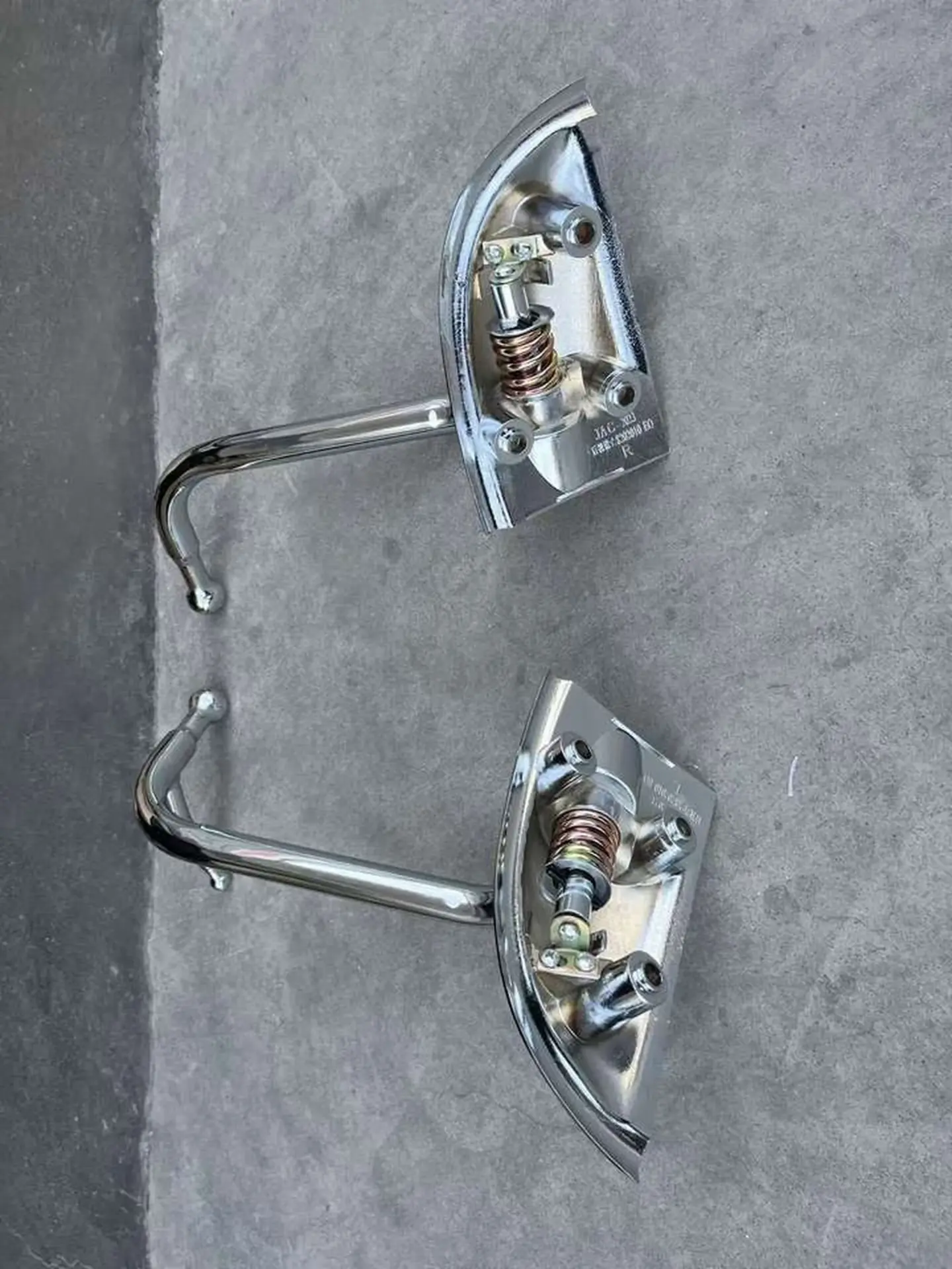 Chrome Metal Mirror / Mirror Cover for Isuzu NPR 100P