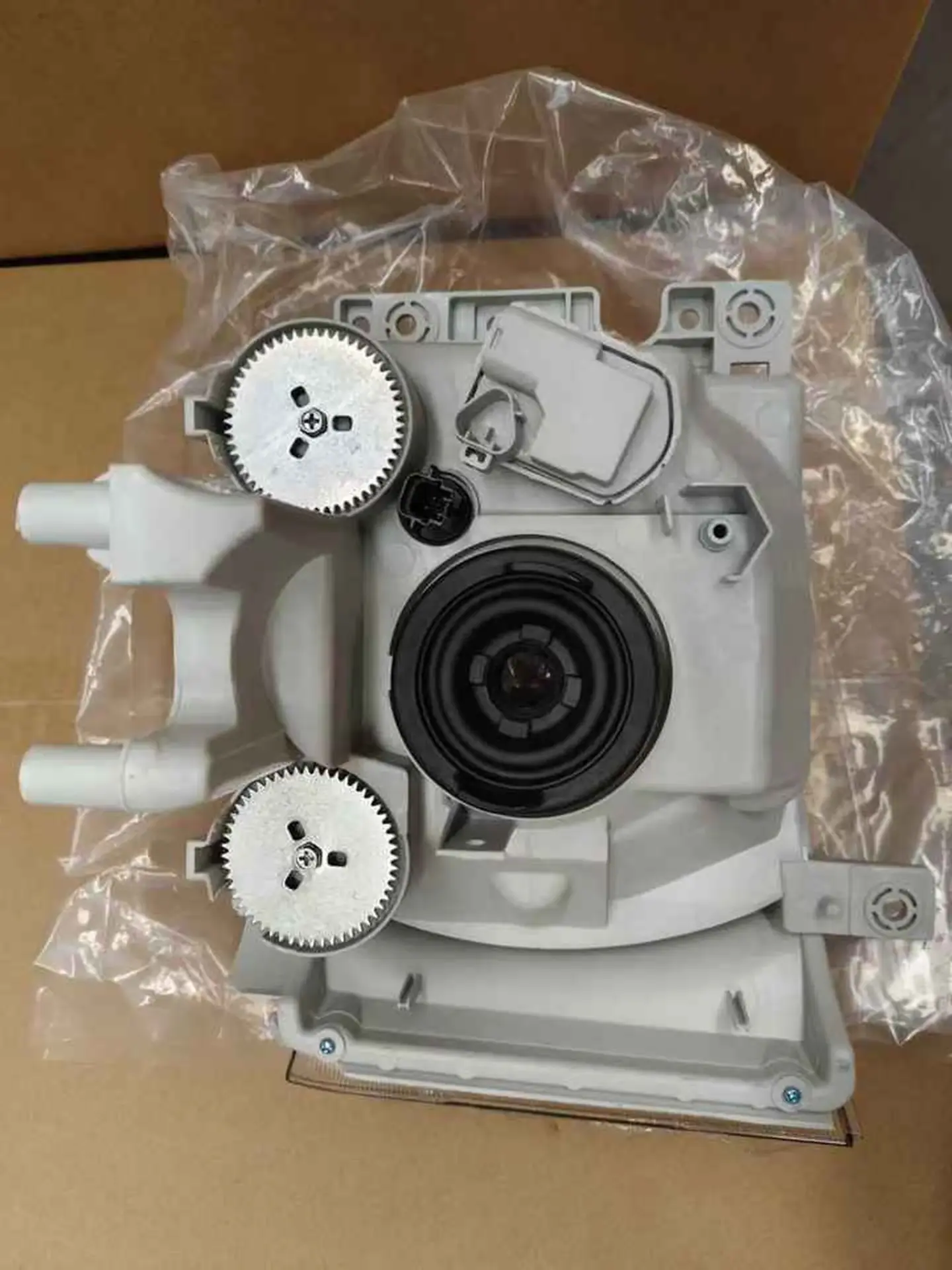 Plastic Head Lamp for Isuzu Giga 2017