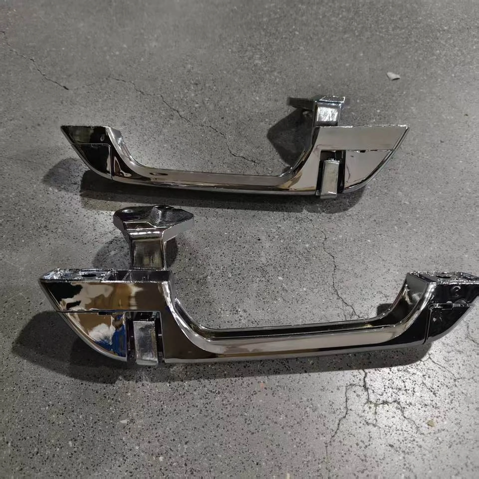 Chrome Plastic Front Panel / Garnish for Isuzu Giga 2010-2012