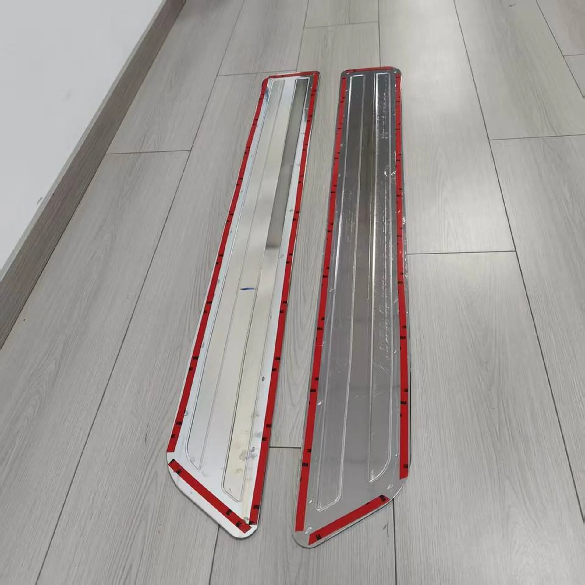 5CM Chrome Plastic Pillar Garnish for Isuzu Deca 360