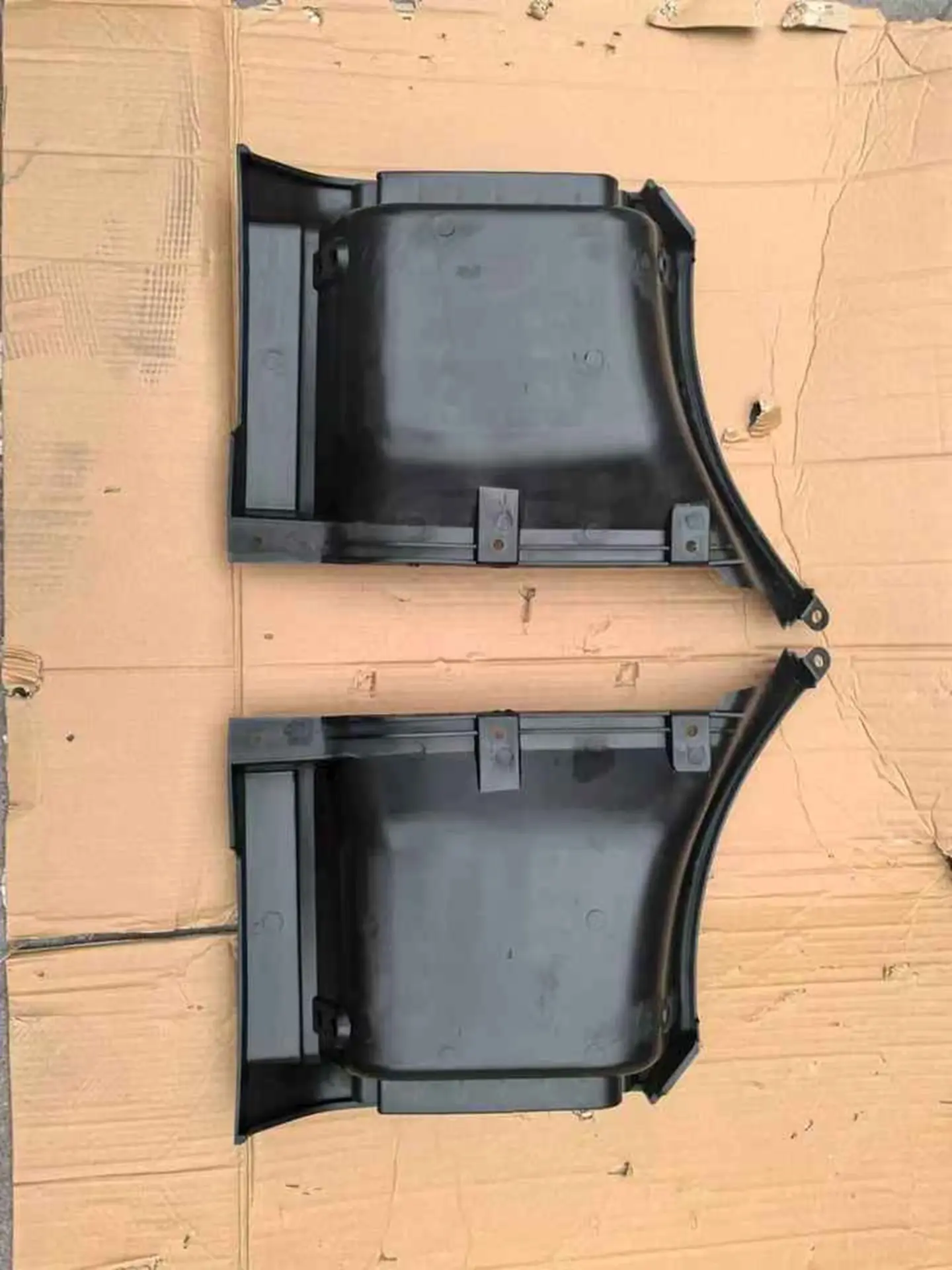 Black Plastic Step Panel for Isuzu Forward / FRR