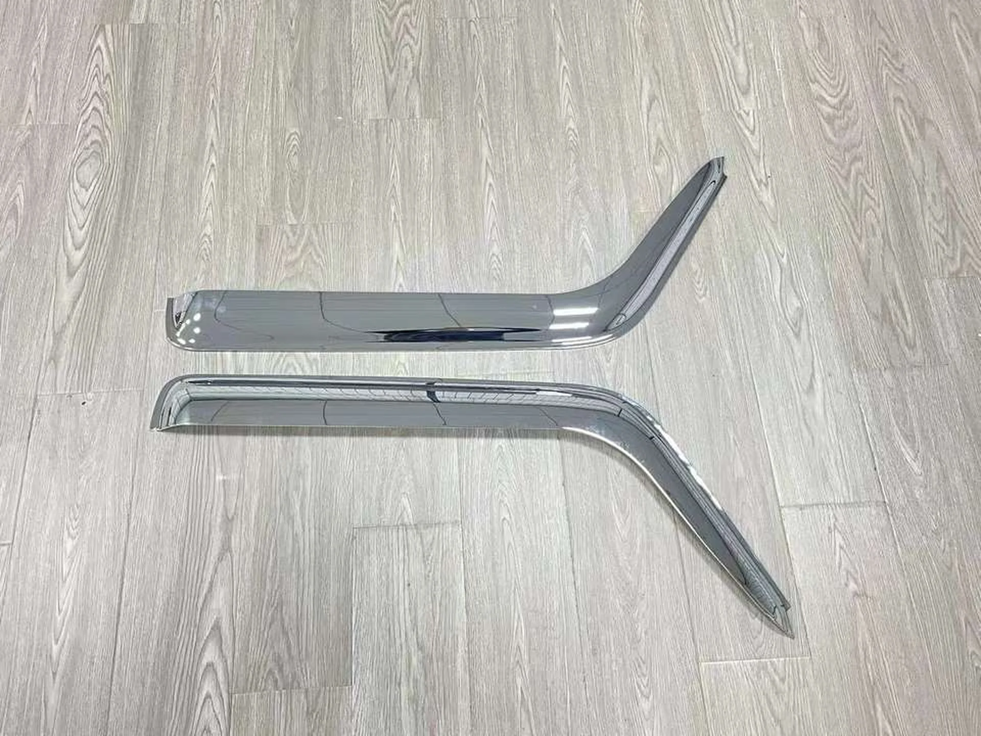 Chrome / Black Plastic Rain Shield / Visor for Isuzu NQR 600P