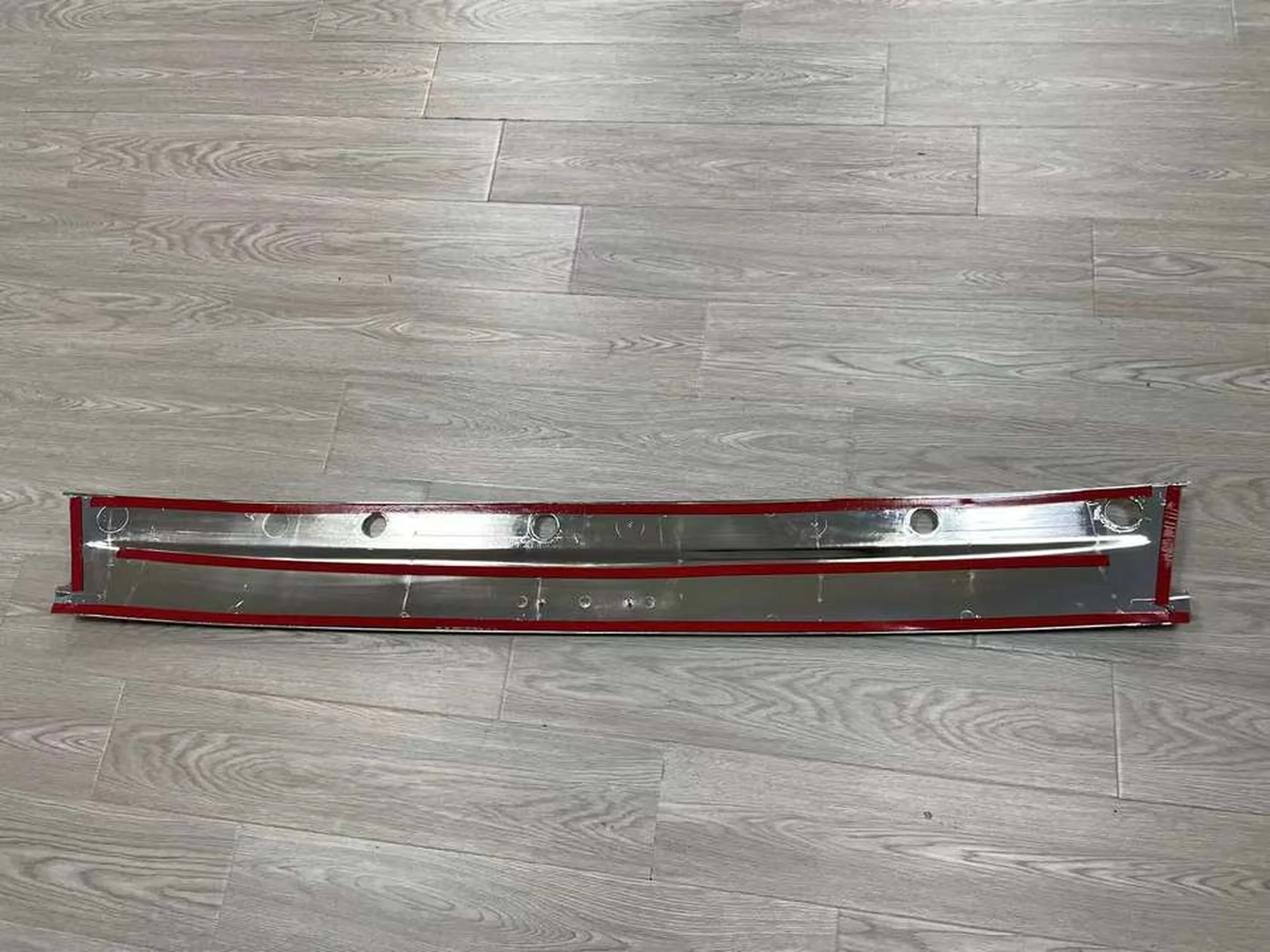 135/165CM Chrome / Black Plastic Wiper Panel / Arm for Isuzu NQR 600P