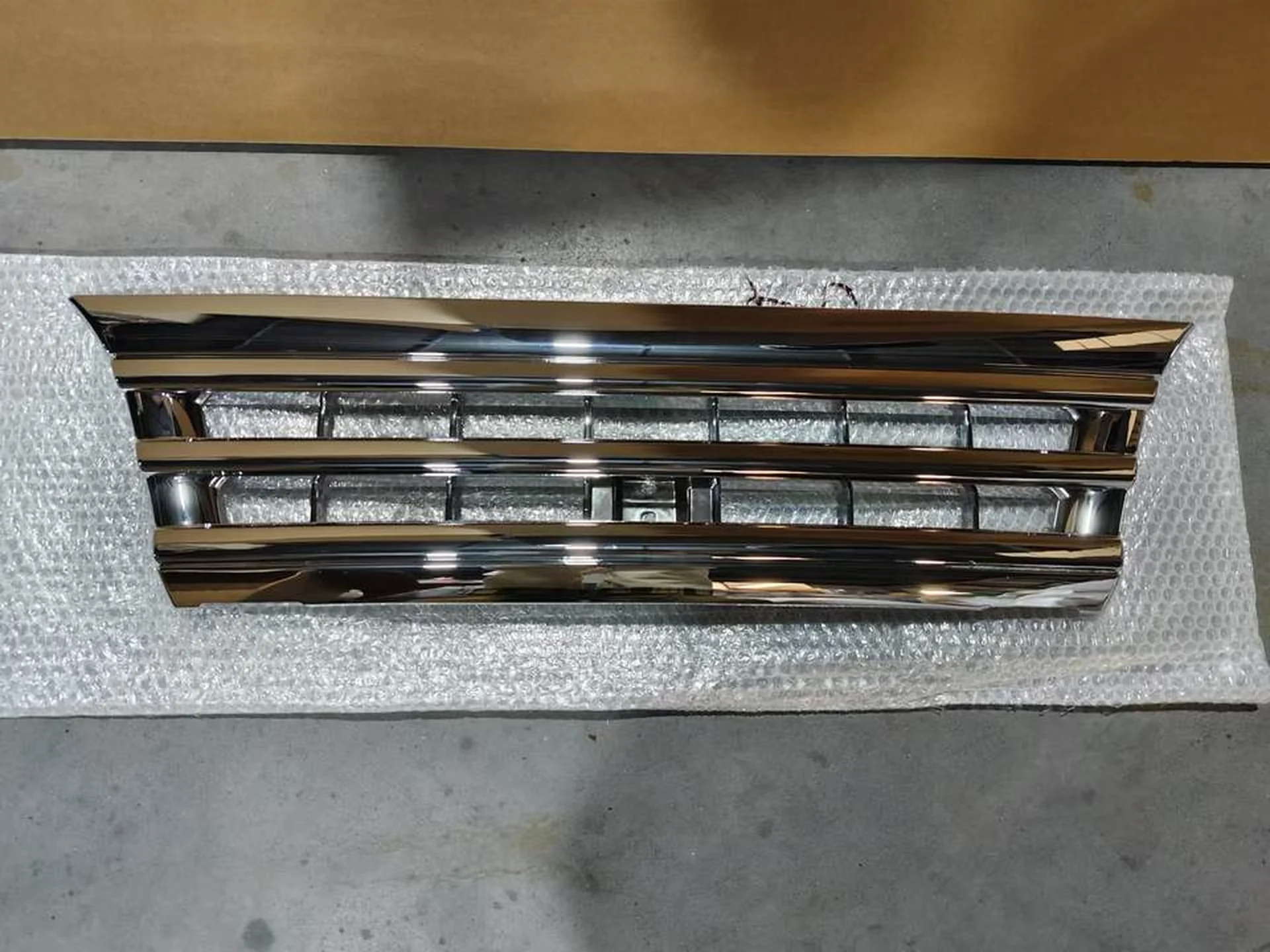 80/110CM Chrome Plastic Grille for Isuzu NPR 100P