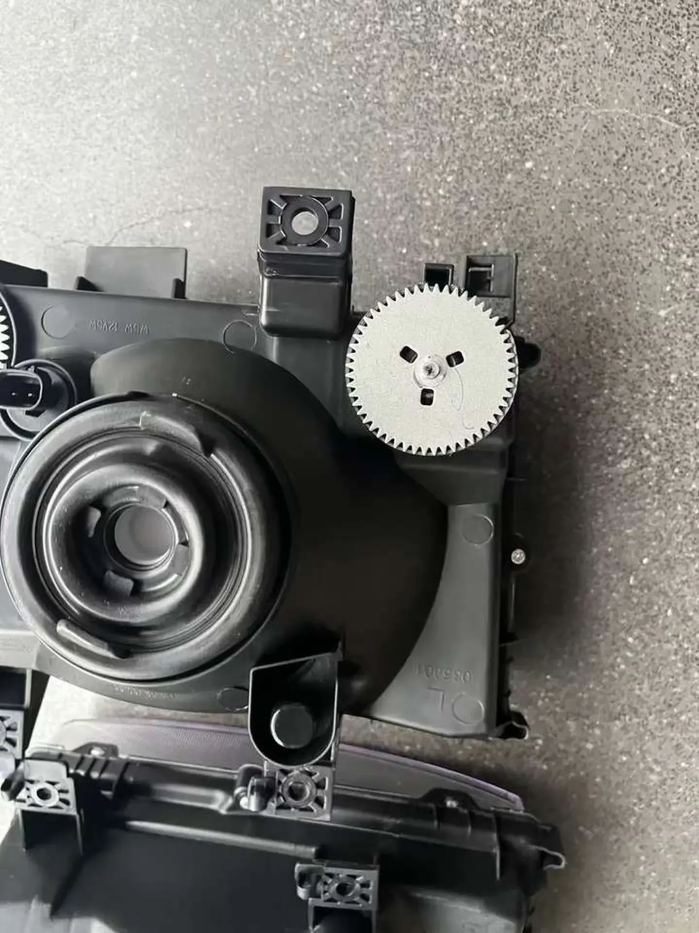 12V24V Plastic Head Lamp for Mitsubishi