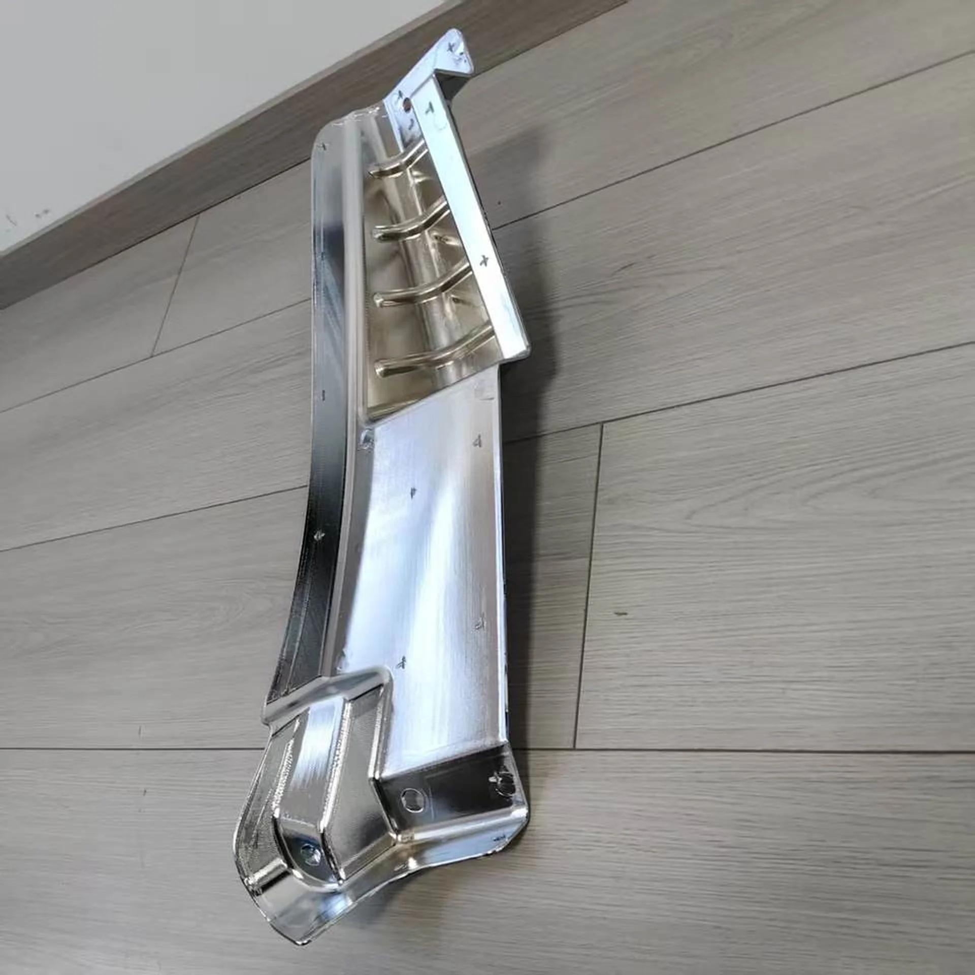 Chrome Plastic Fender / Mud Flap for Mitsubishi Fuso 2020