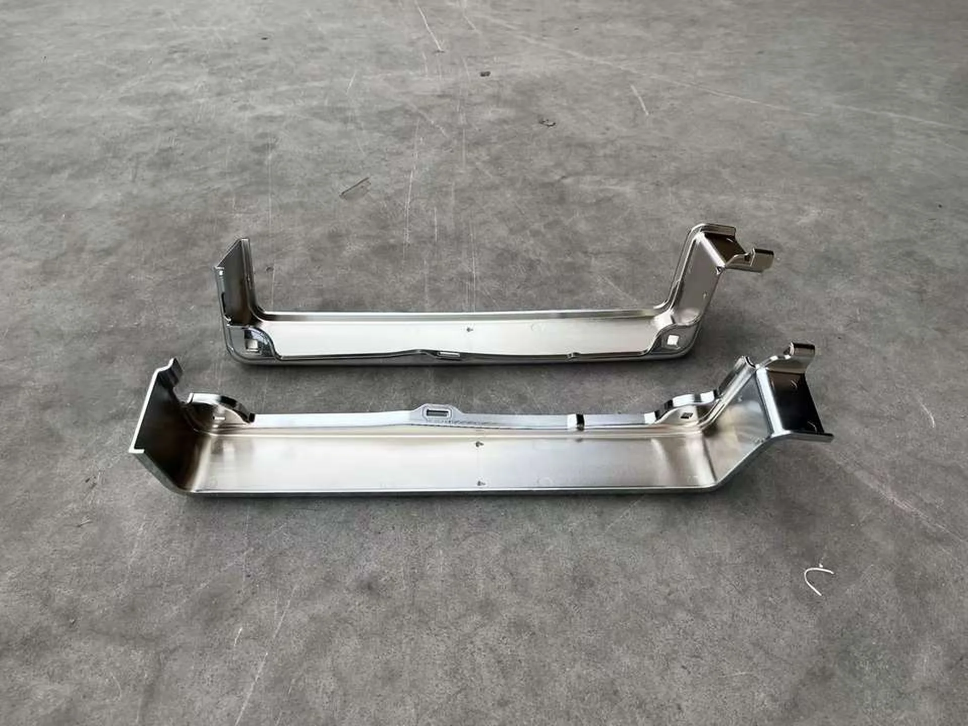 Chrome Plastic Step Panel for Mitsubishi Fuso 2017