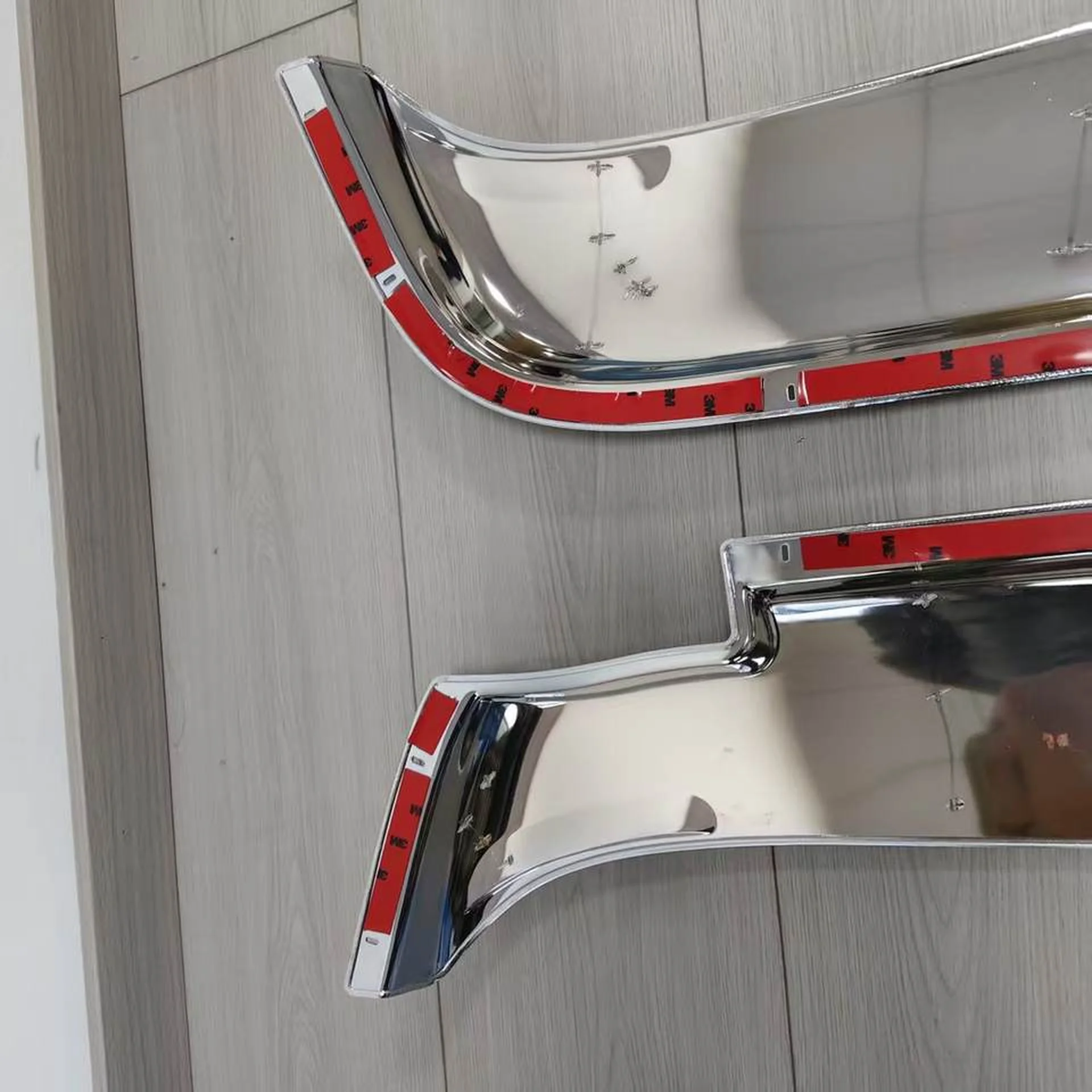 Chrome Plastic Fender / Mud Flap for Nissan UD / Quon