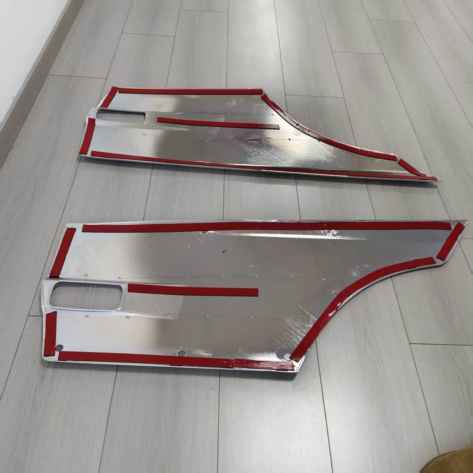 Chrome Plastic Door / Window Trim for Nissan UD / Quon